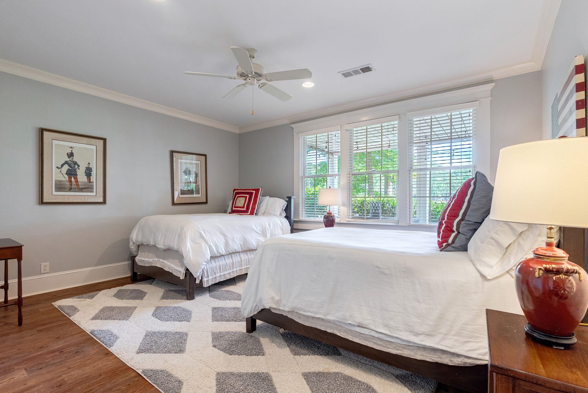 1010 CAROLYNS PLACE