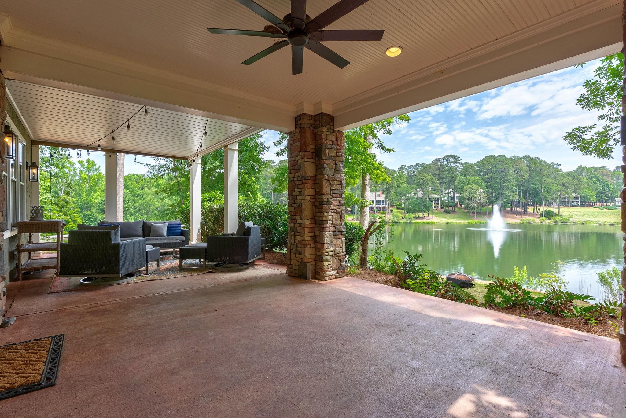 1010 CAROLYNS PLACE