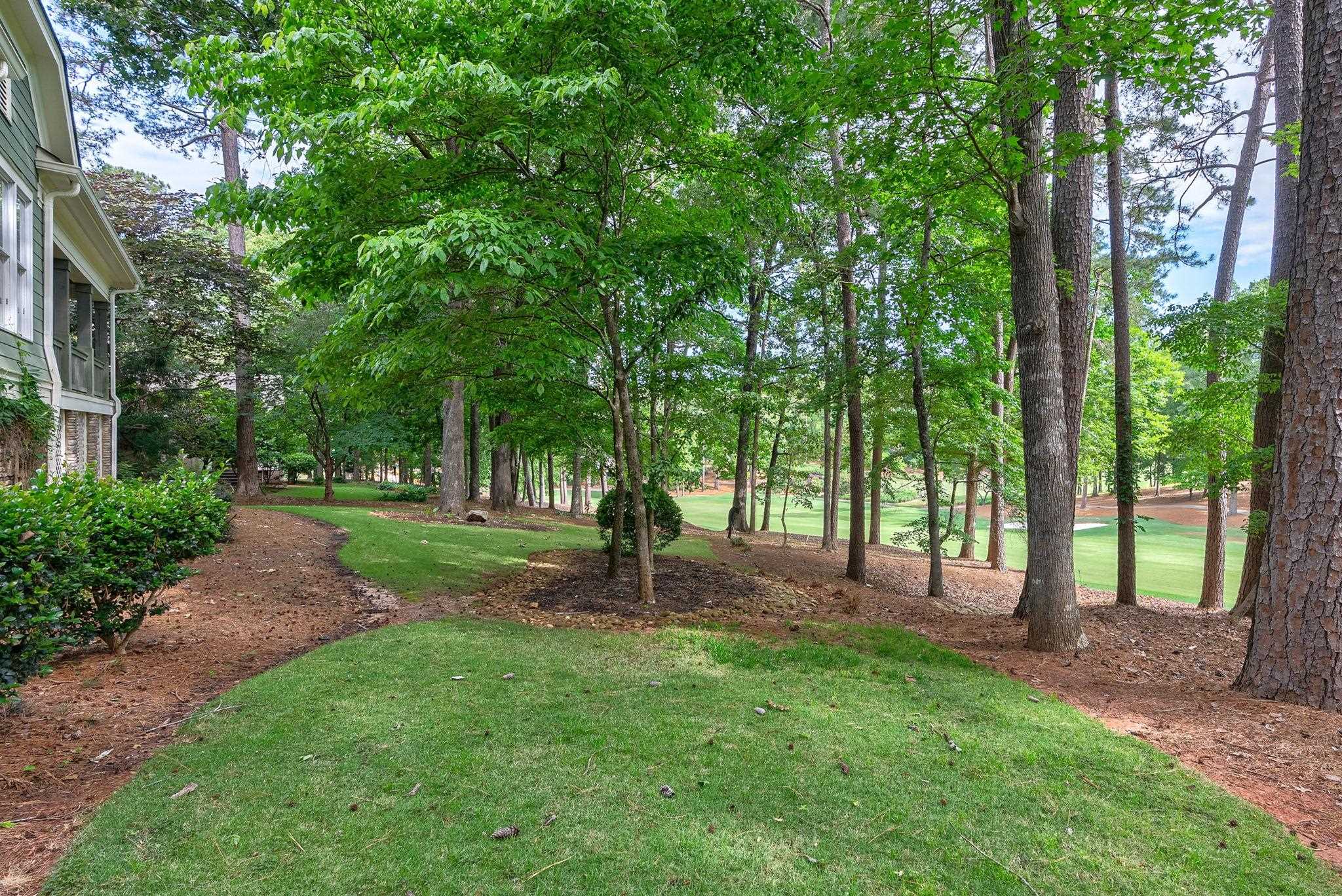 1021 PLANTERS LANE