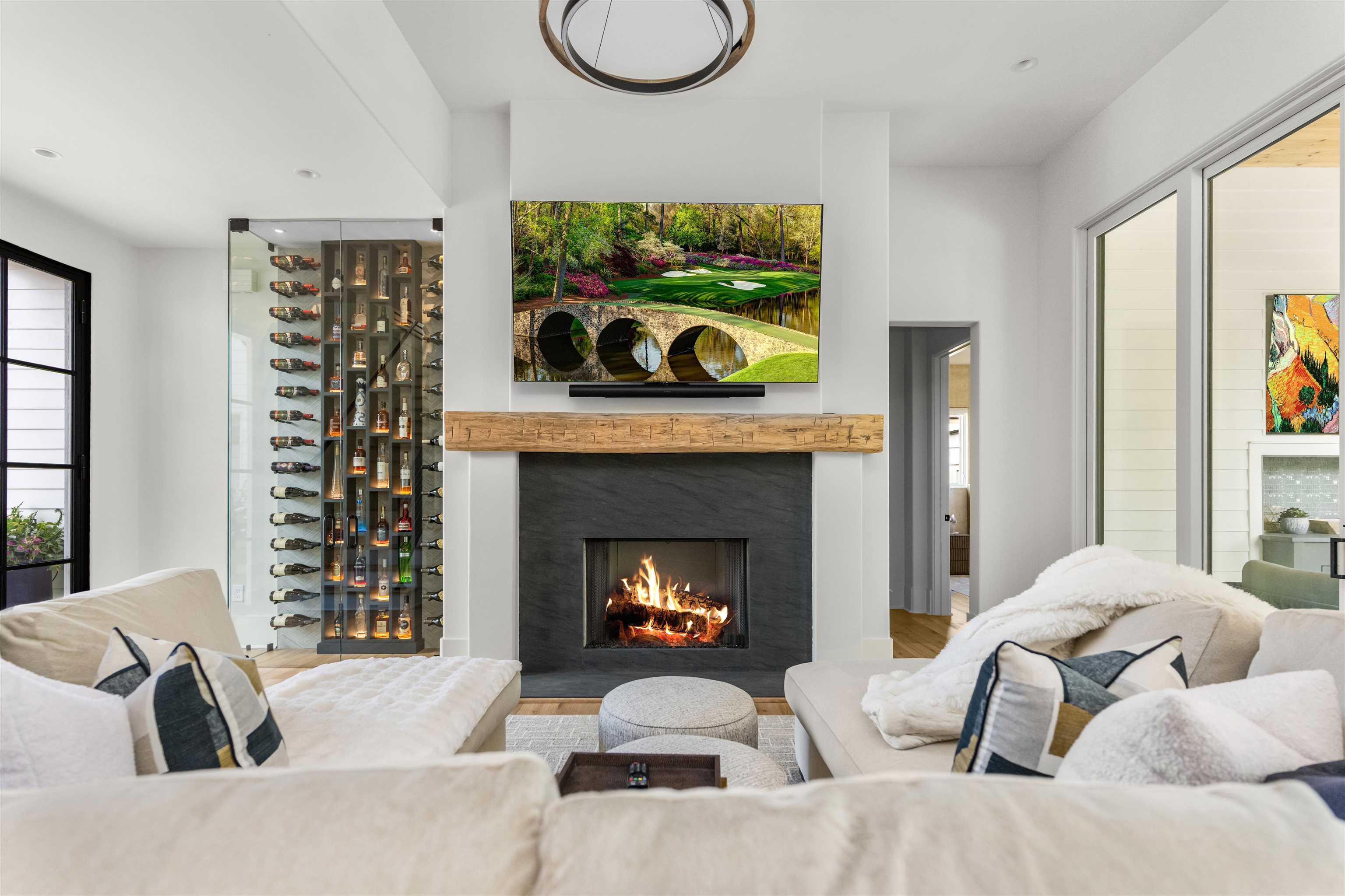 1121 LONGVIEW COMMONS