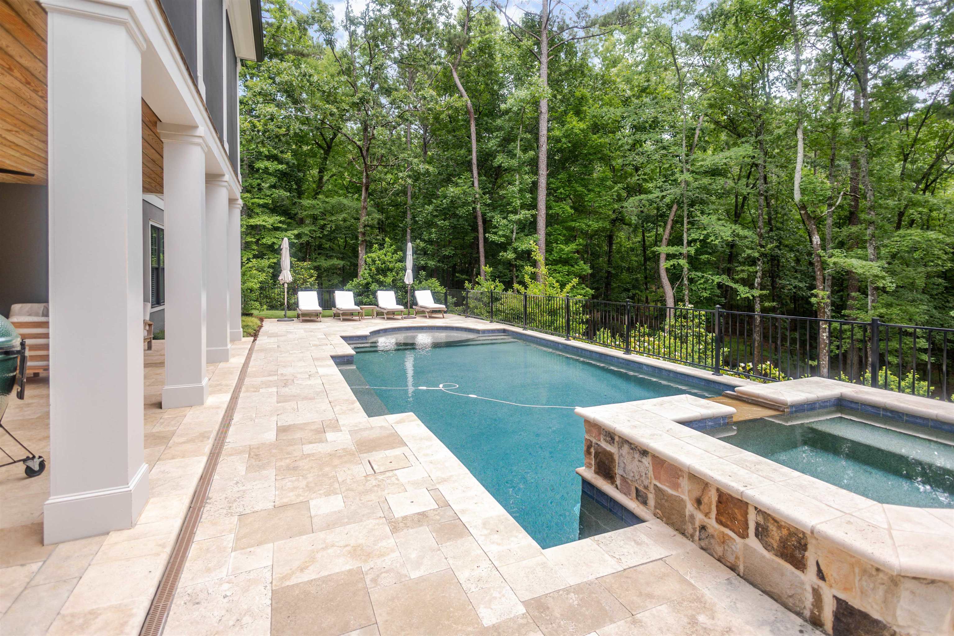 1010 JONES BLUFF COURT