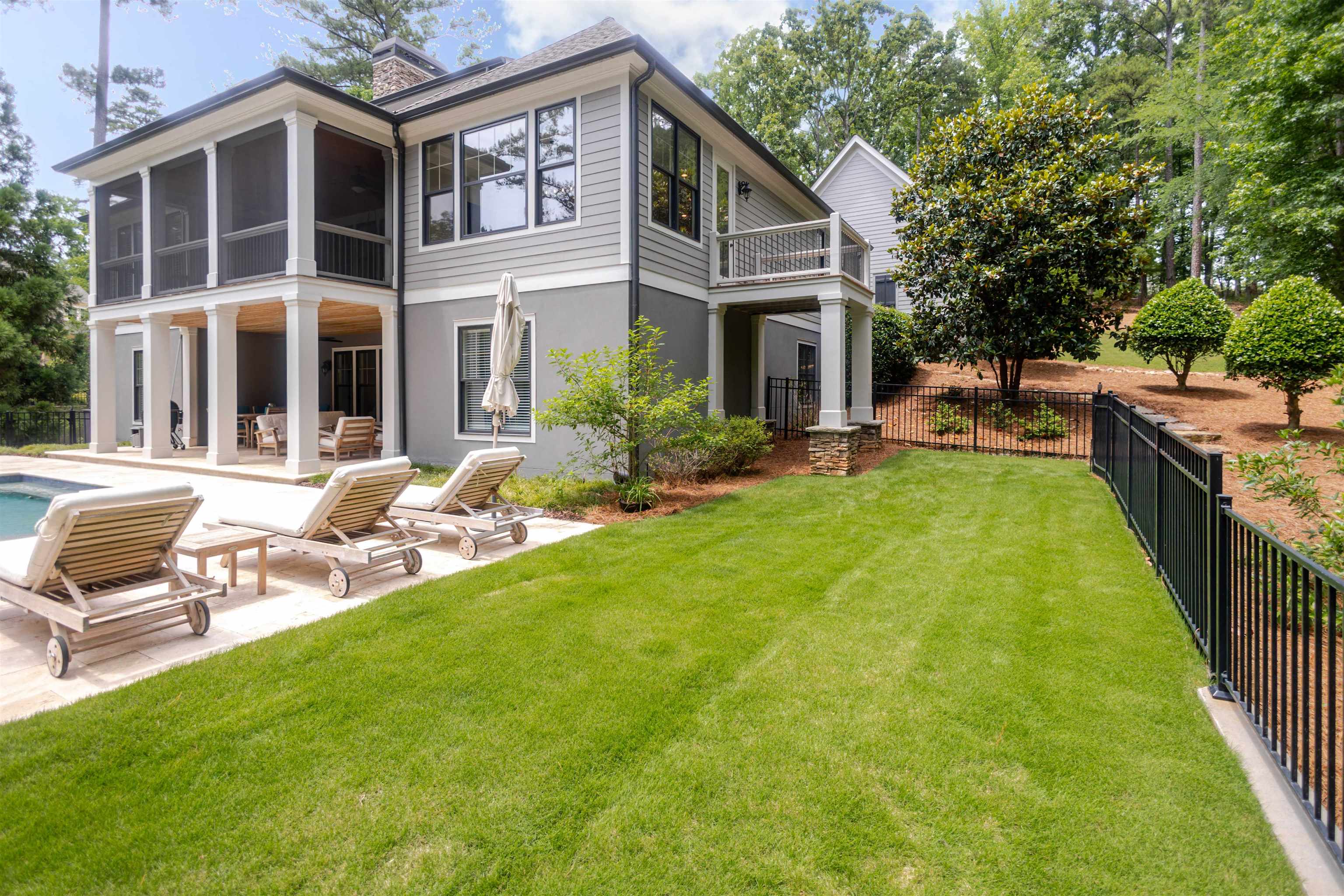 1010 JONES BLUFF COURT