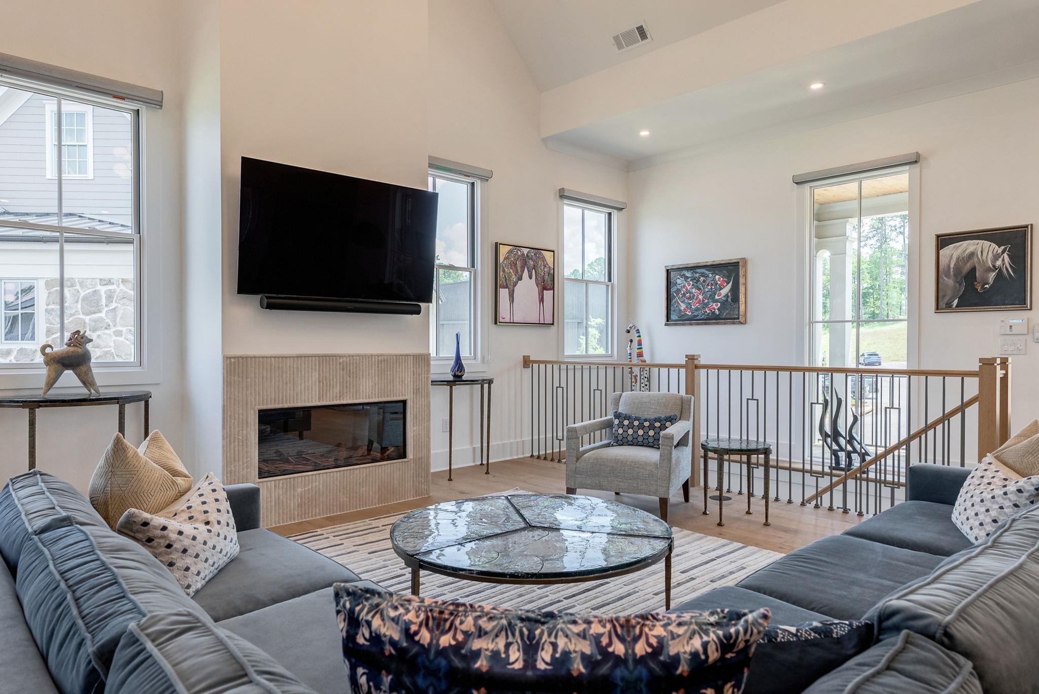 1062 FISH HOOK LANE