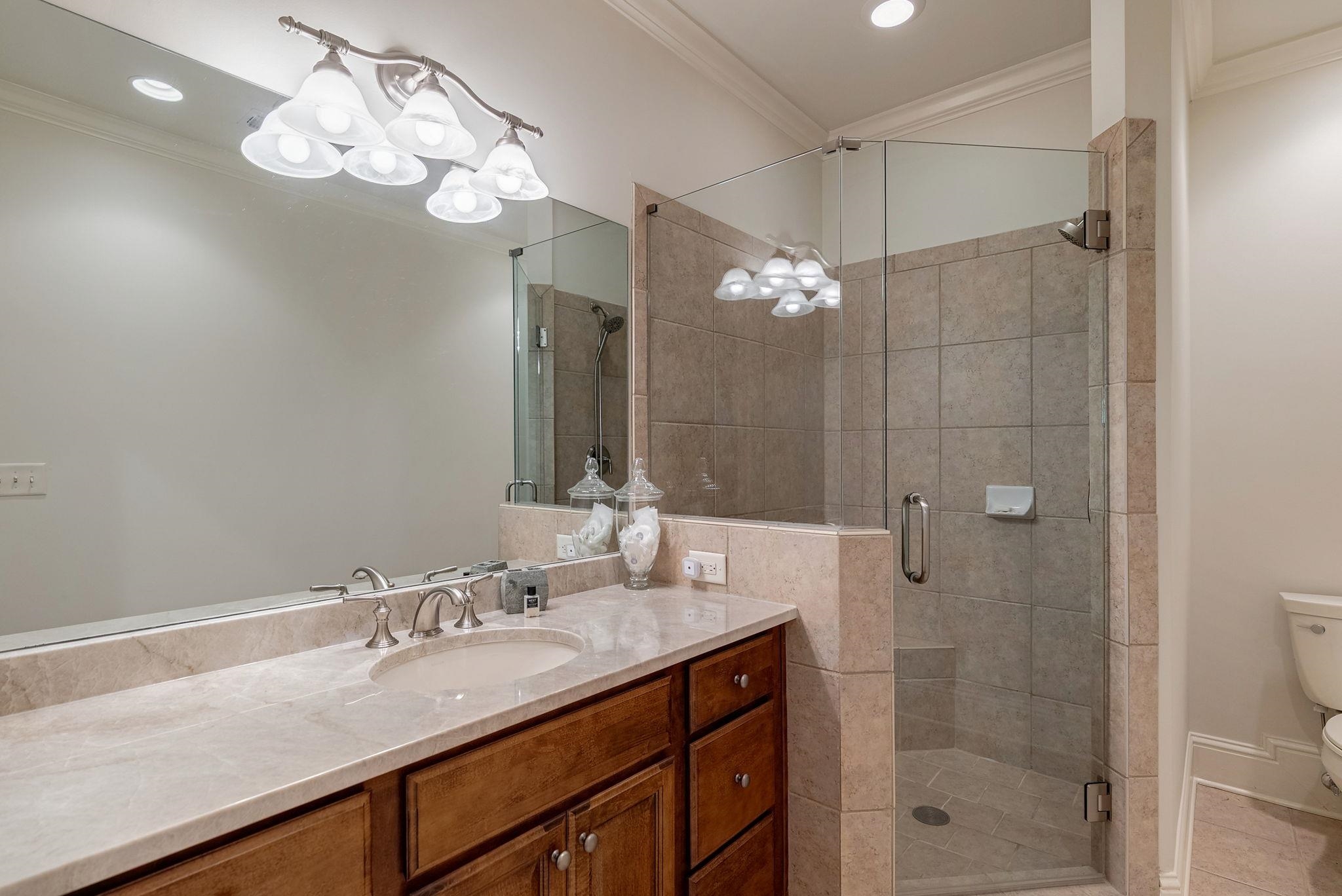 1081 REGENCY DRIVE