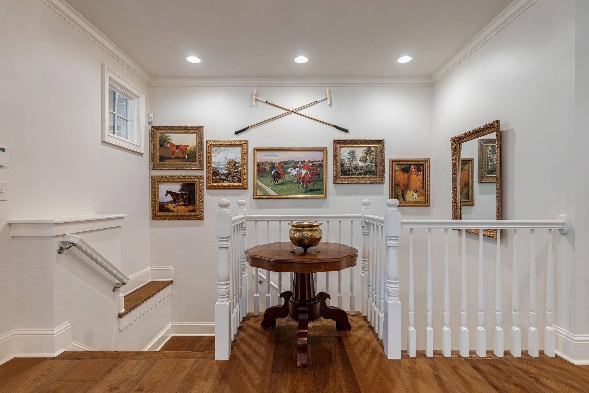 1081 REGENCY DRIVE