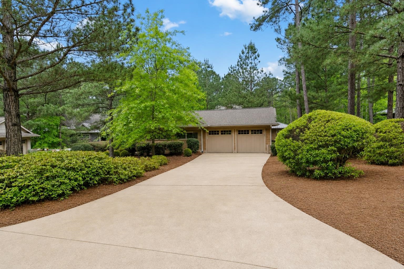 1081 REGENCY DRIVE