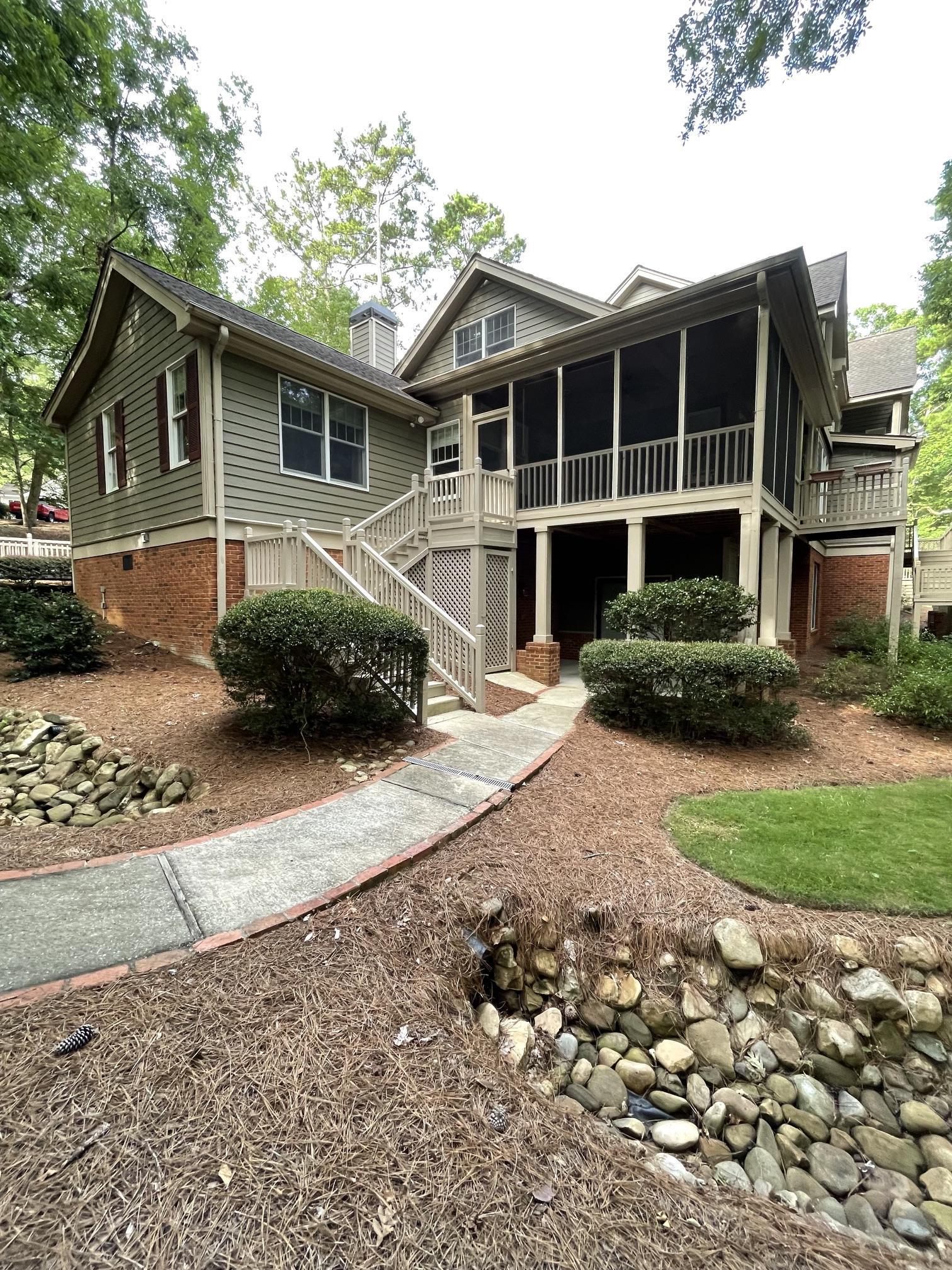 1021 PLANTERS TRAIL