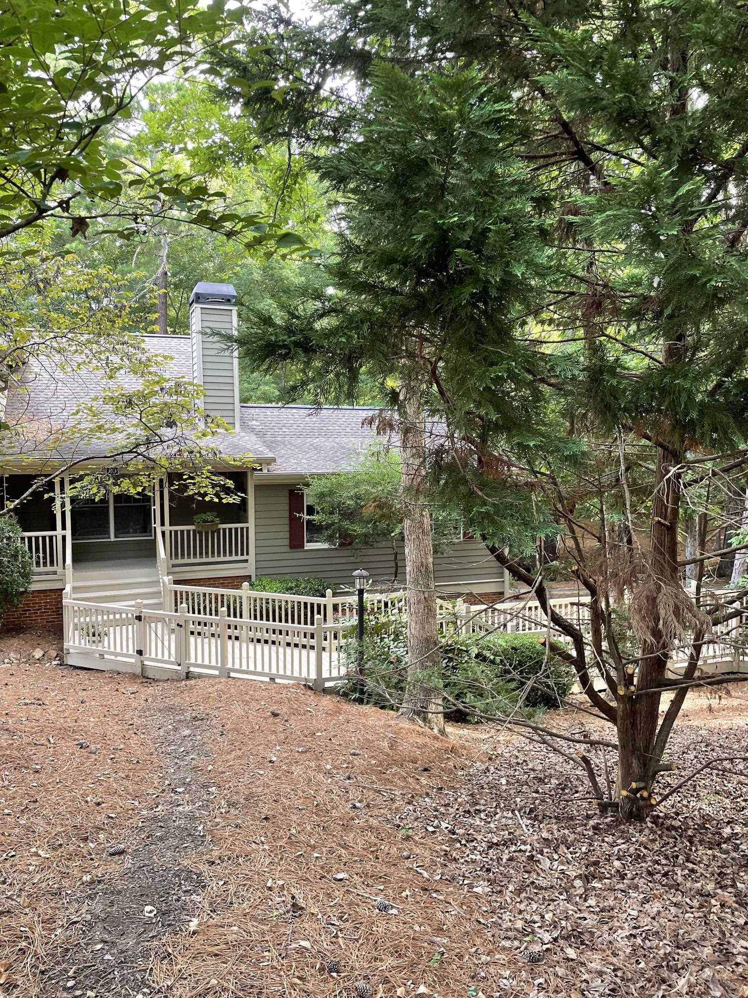 1021 PLANTERS TRAIL