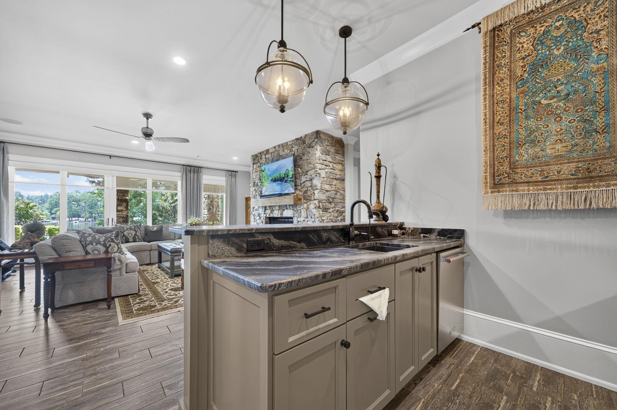 1381 SWIFT CREEK