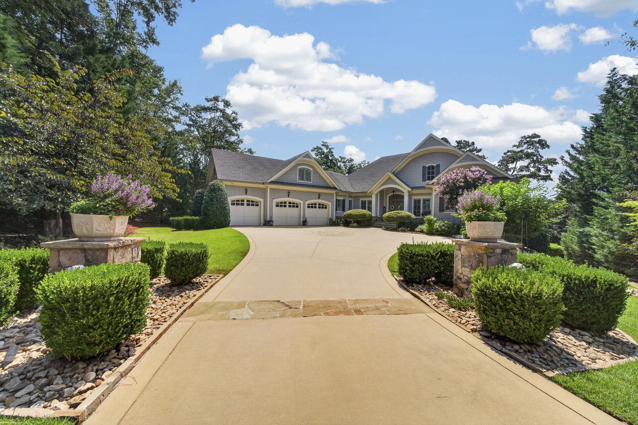 1381 SWIFT CREEK