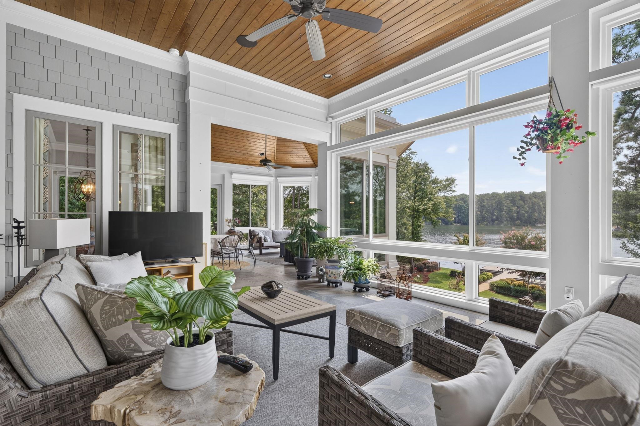 1381 SWIFT CREEK