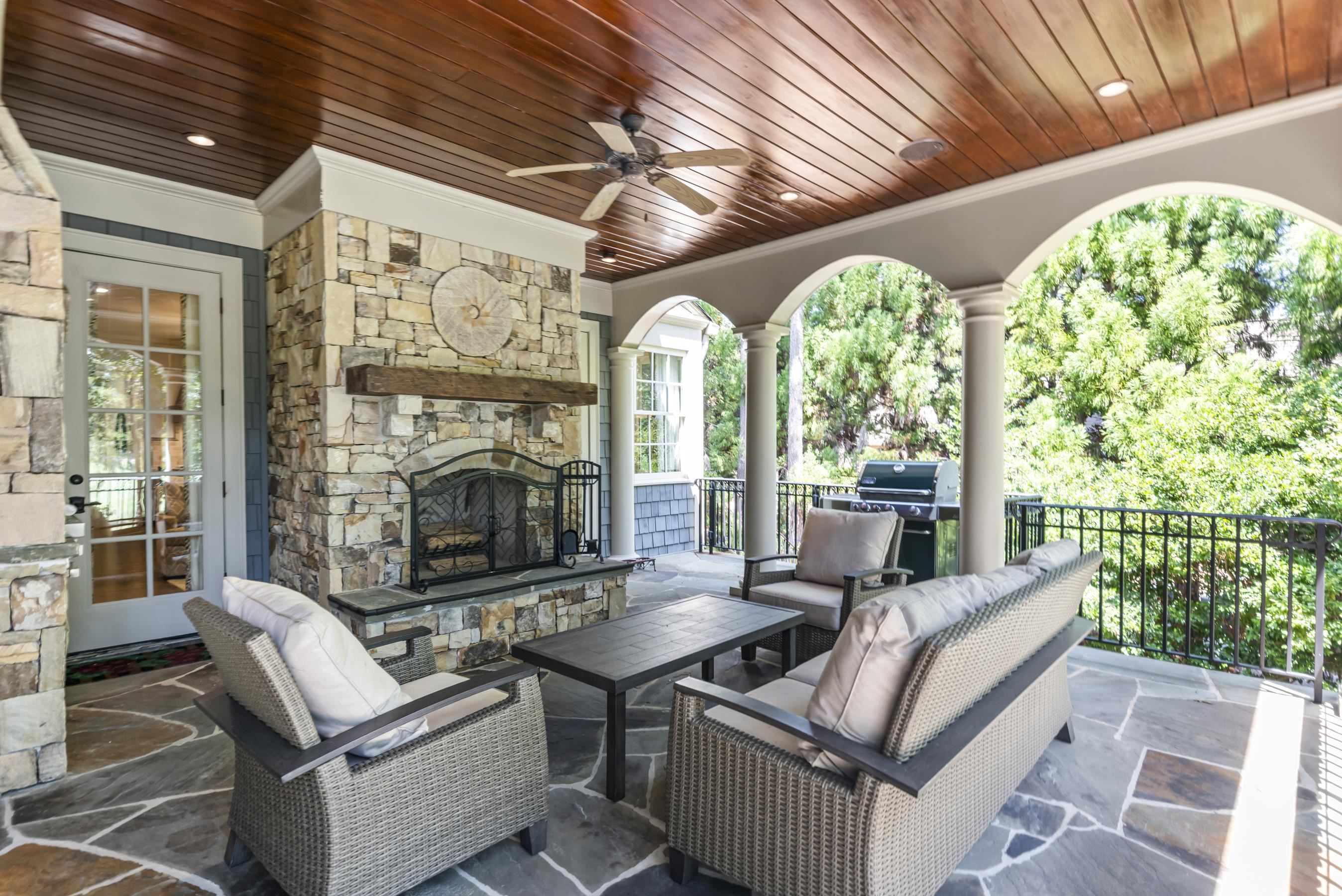 1241 LAKE CLUB DRIVE
