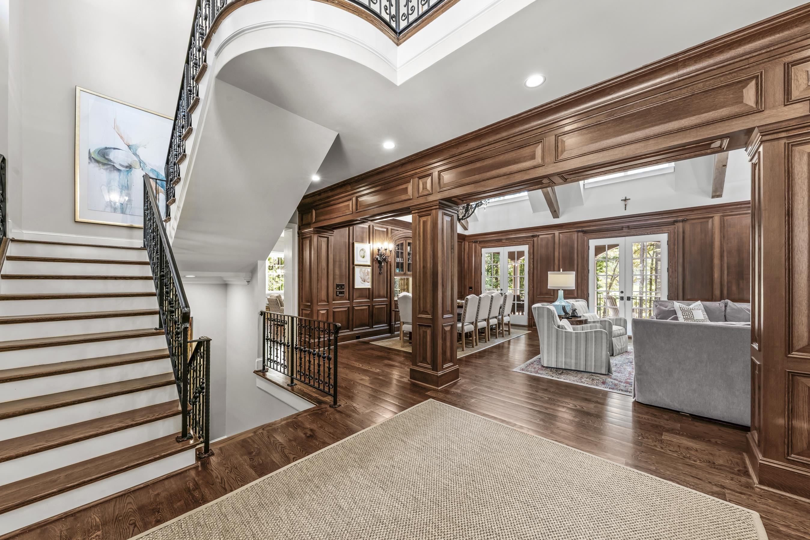 1241 LAKE CLUB DRIVE