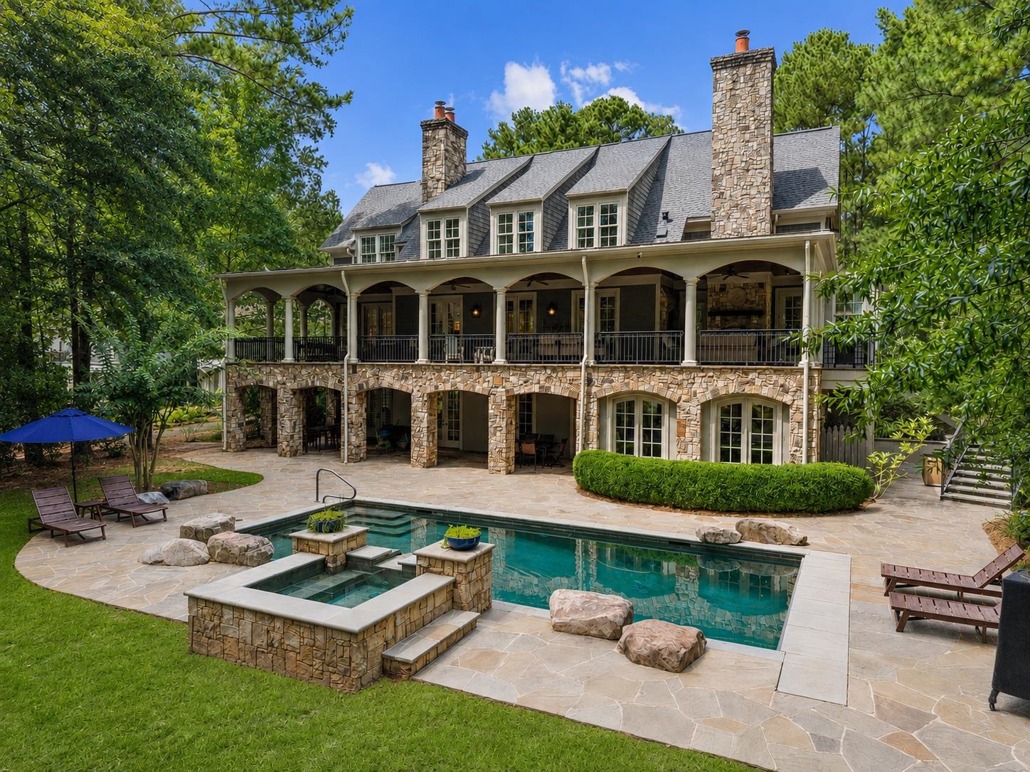 1241 LAKE CLUB DRIVE