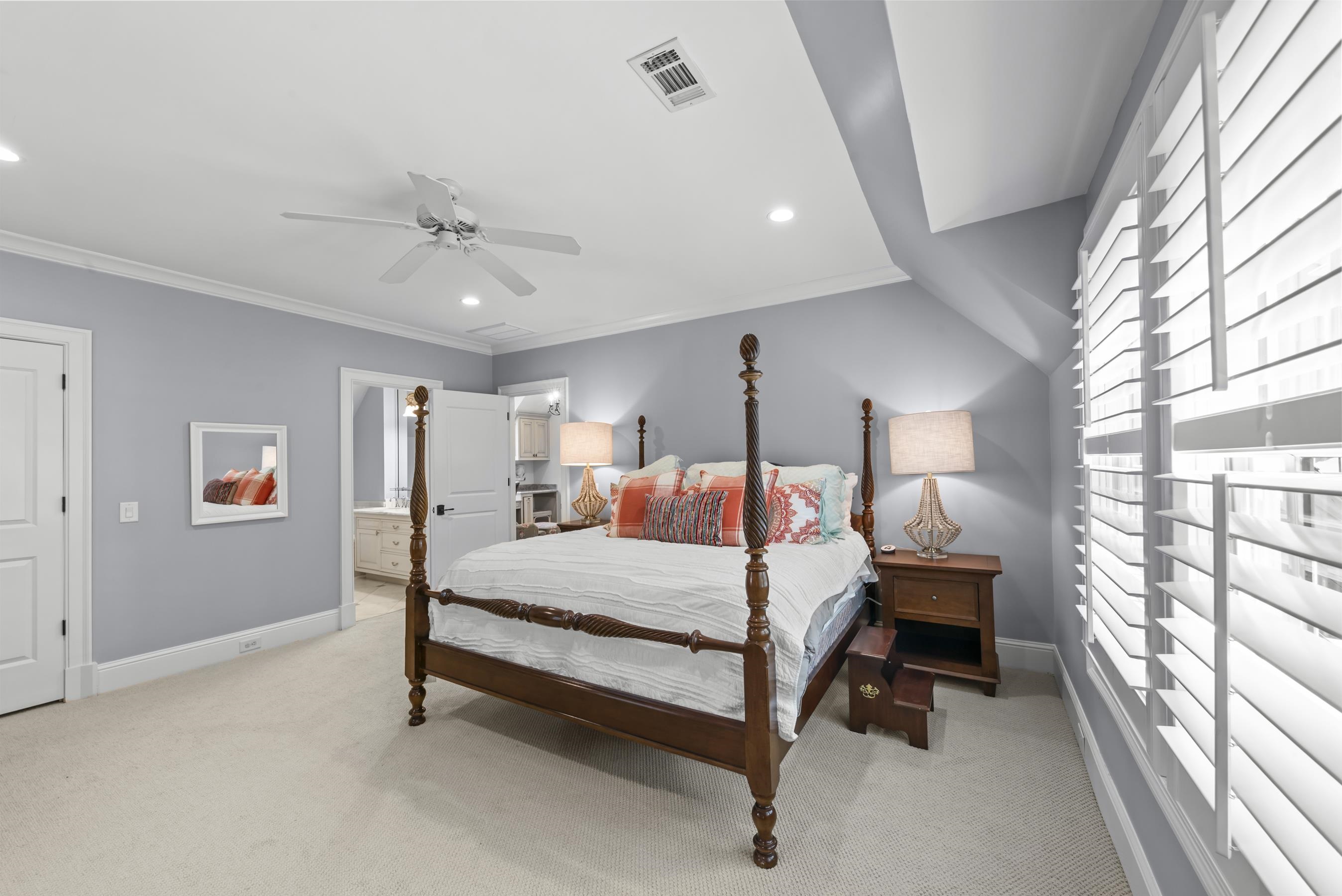1241 LAKE CLUB DRIVE