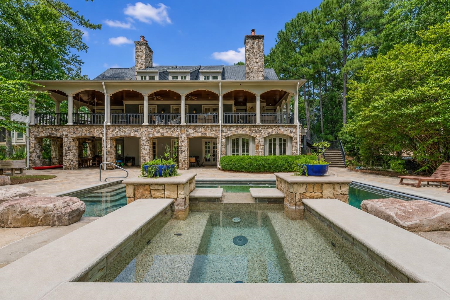 1241 LAKE CLUB DRIVE