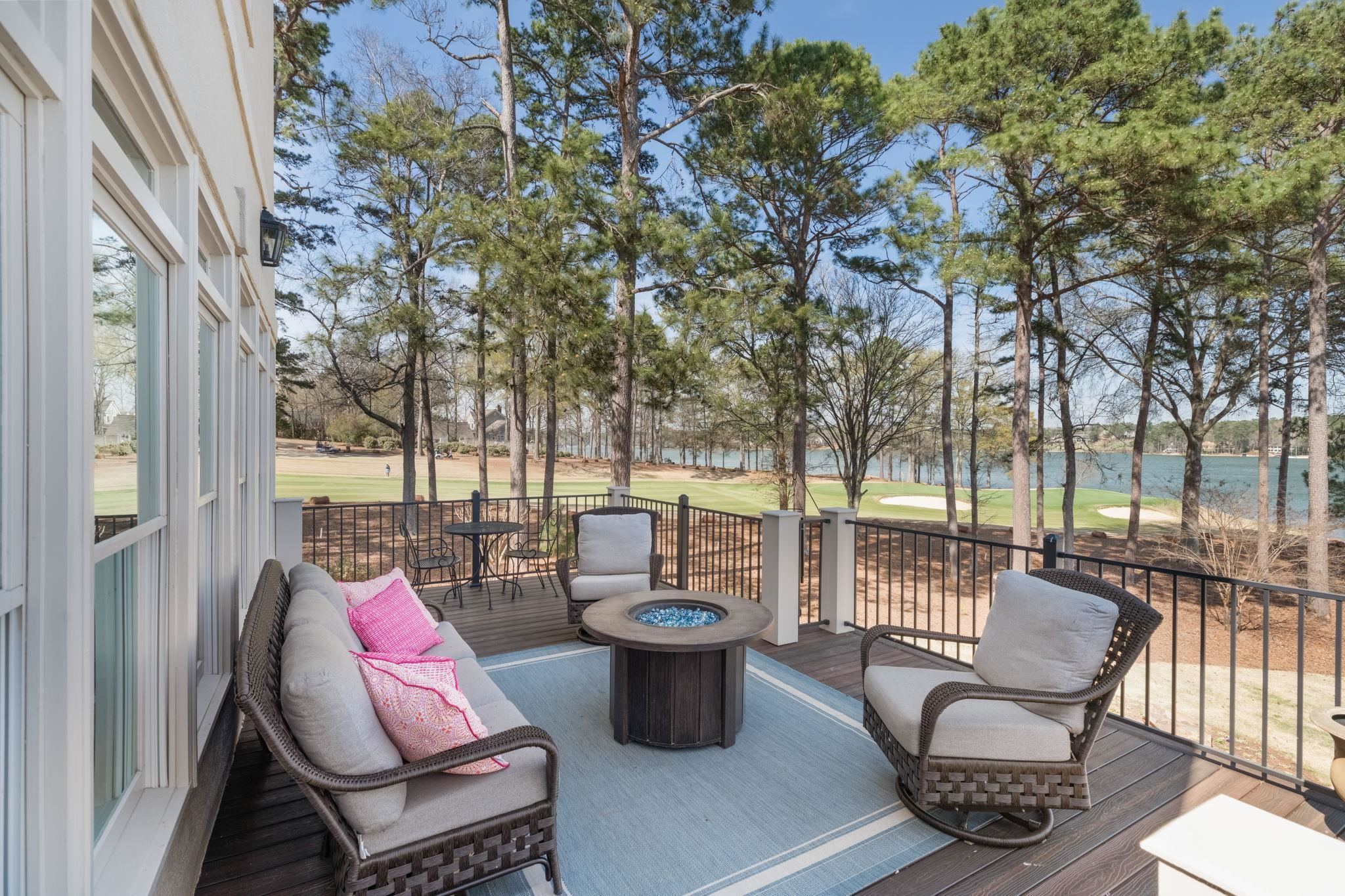 137 WINNSTEAD PLACE