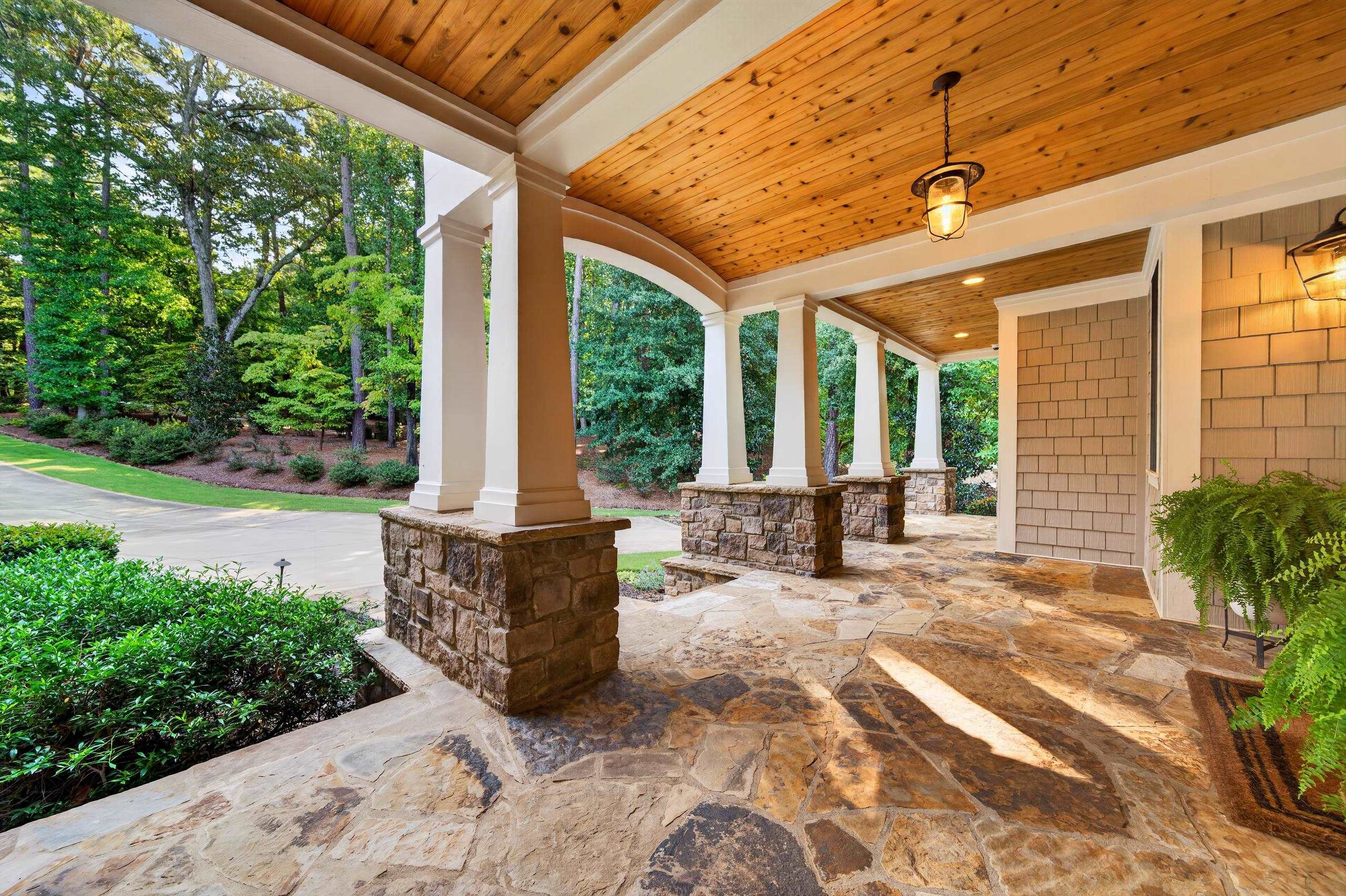 1131 KINGFISHER POINT