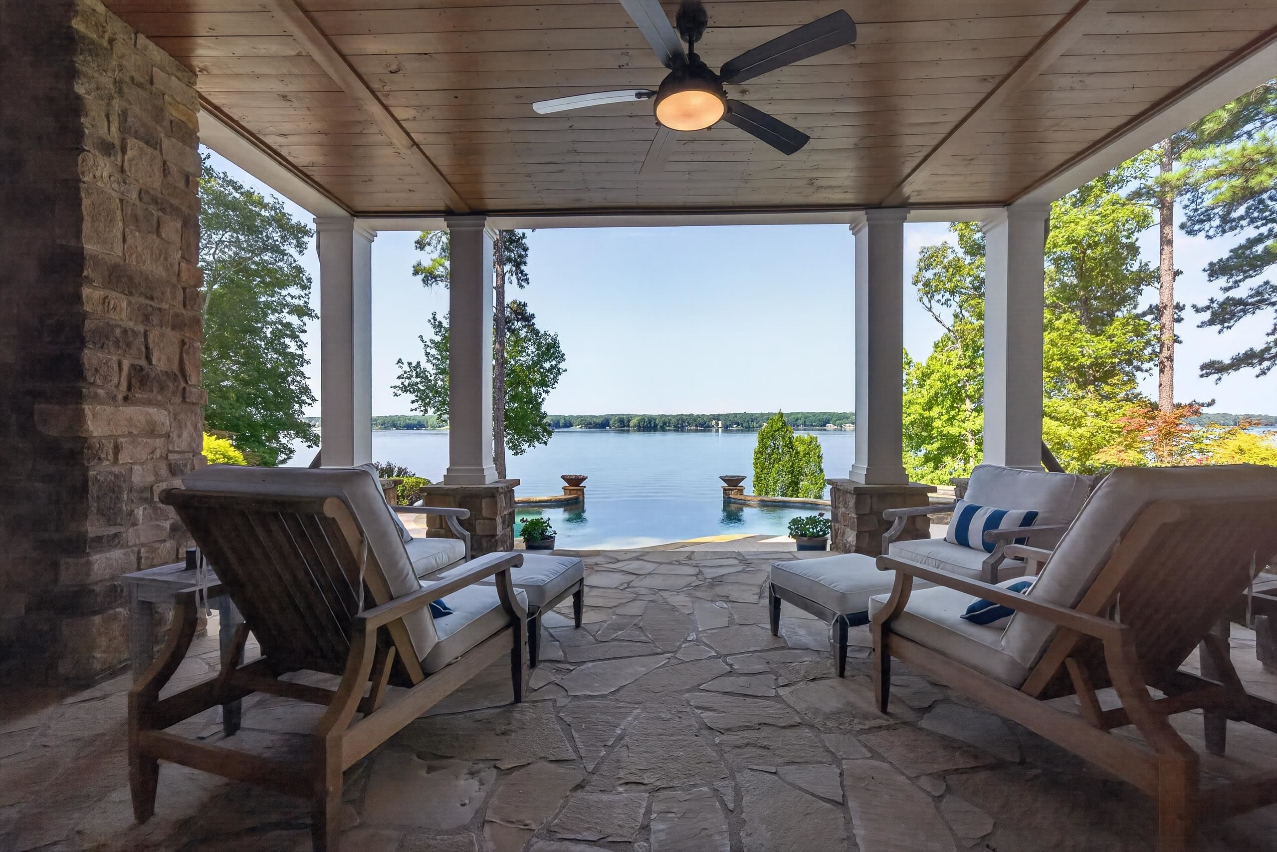 1131 KINGFISHER POINT