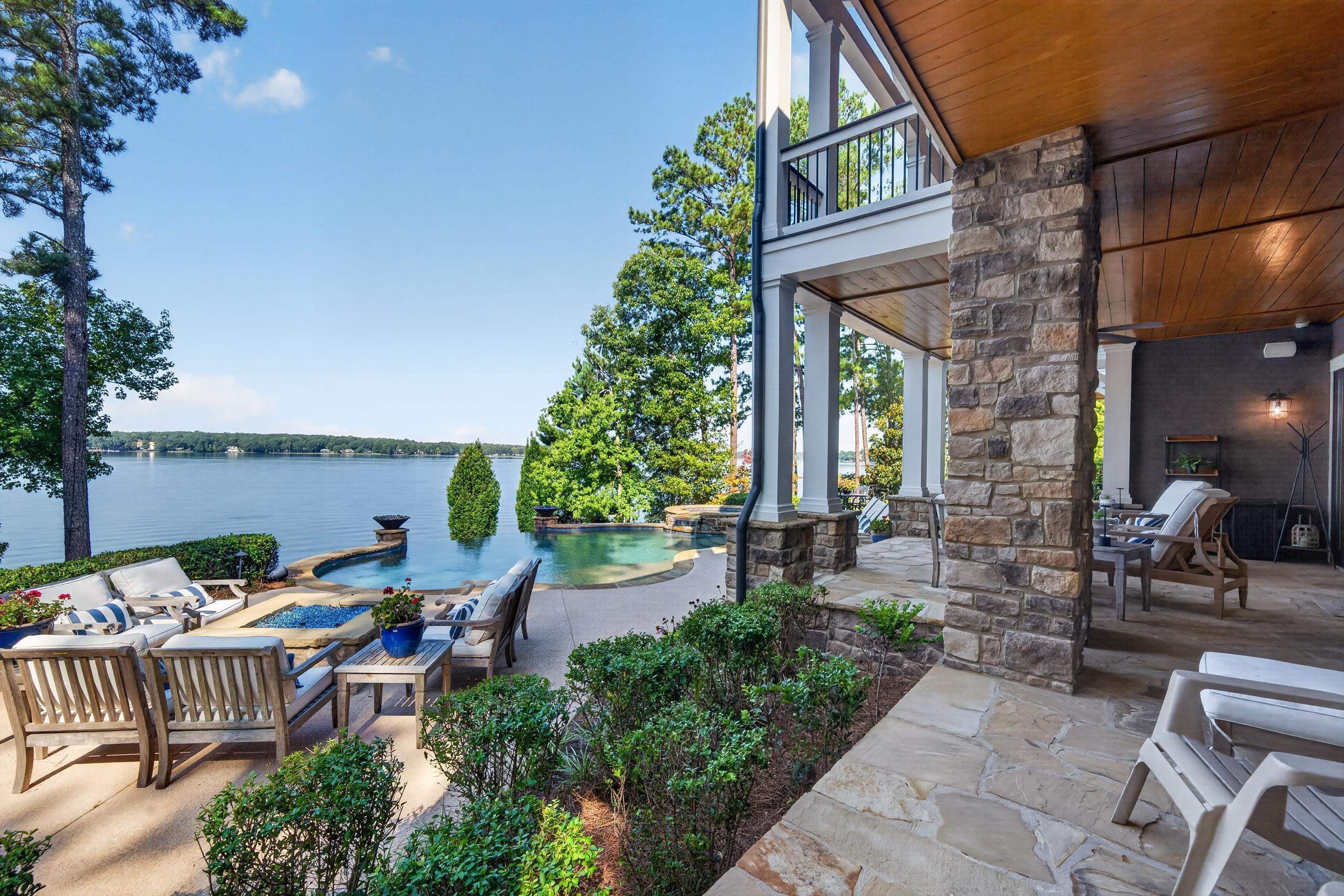 1131 KINGFISHER POINT