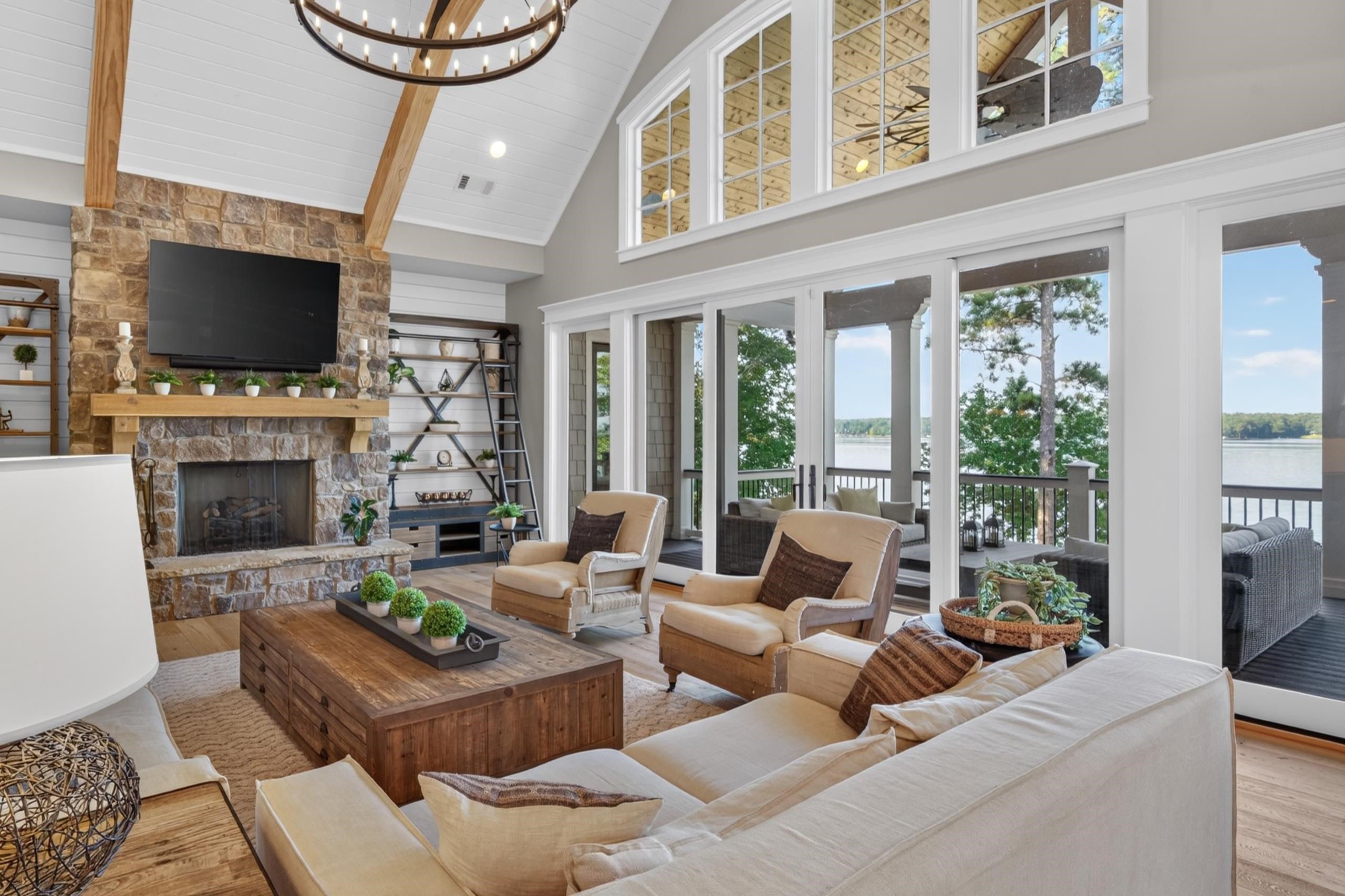 1131 KINGFISHER POINT
