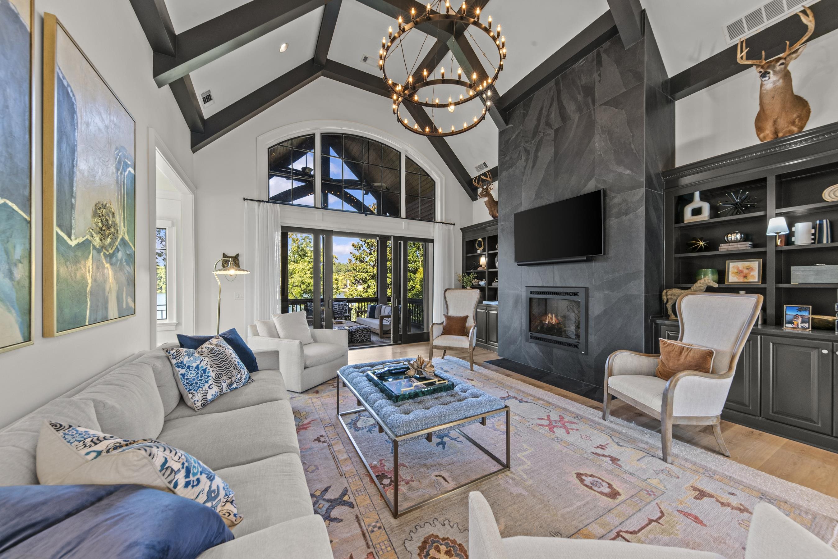 1370 ROSE CREEK