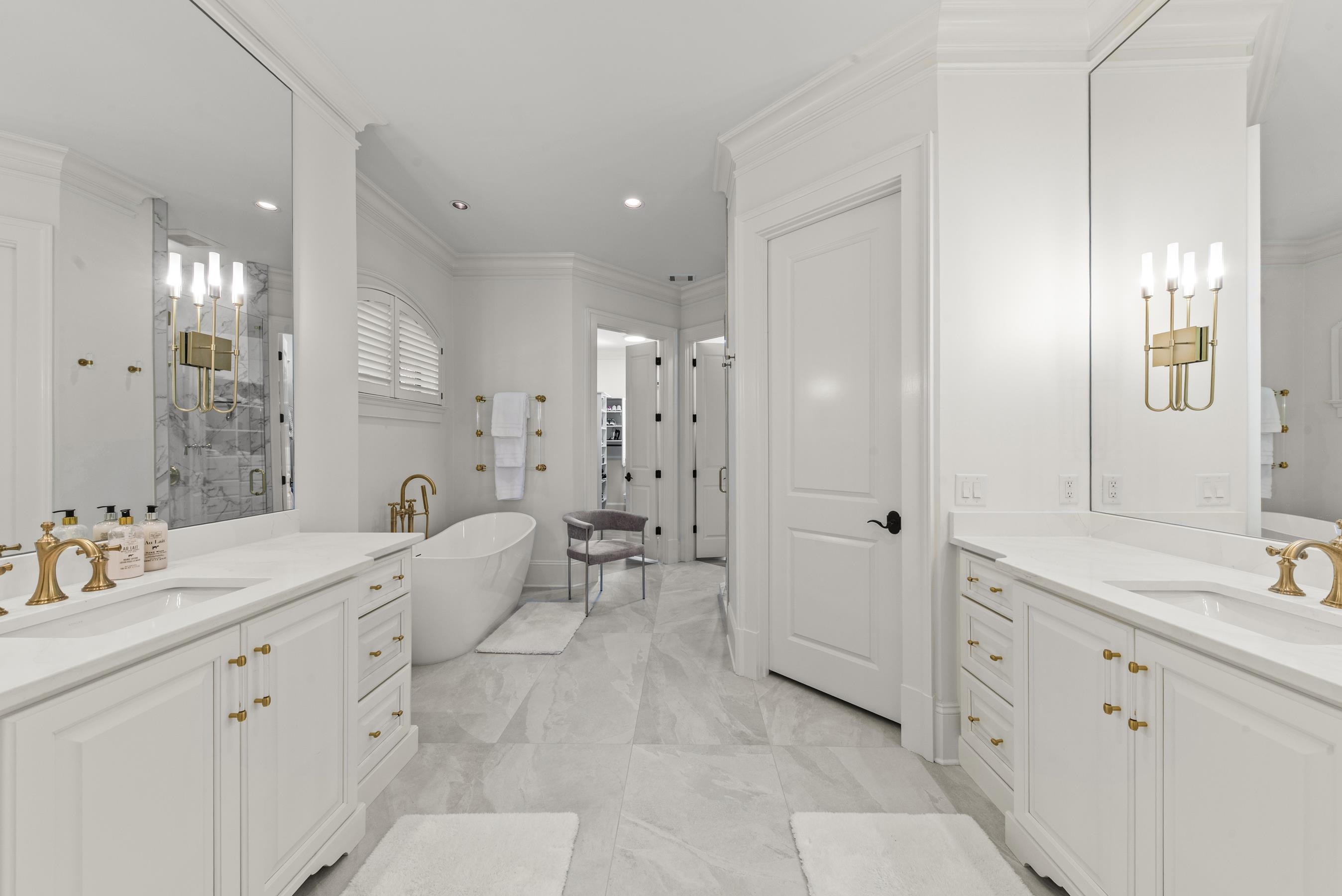 1370 ROSE CREEK