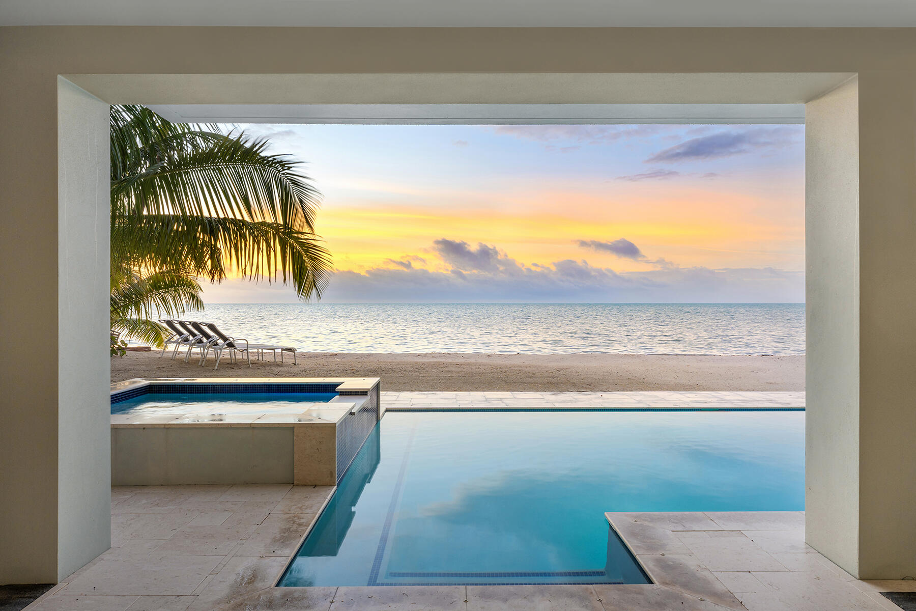 75261 Overseas Highway