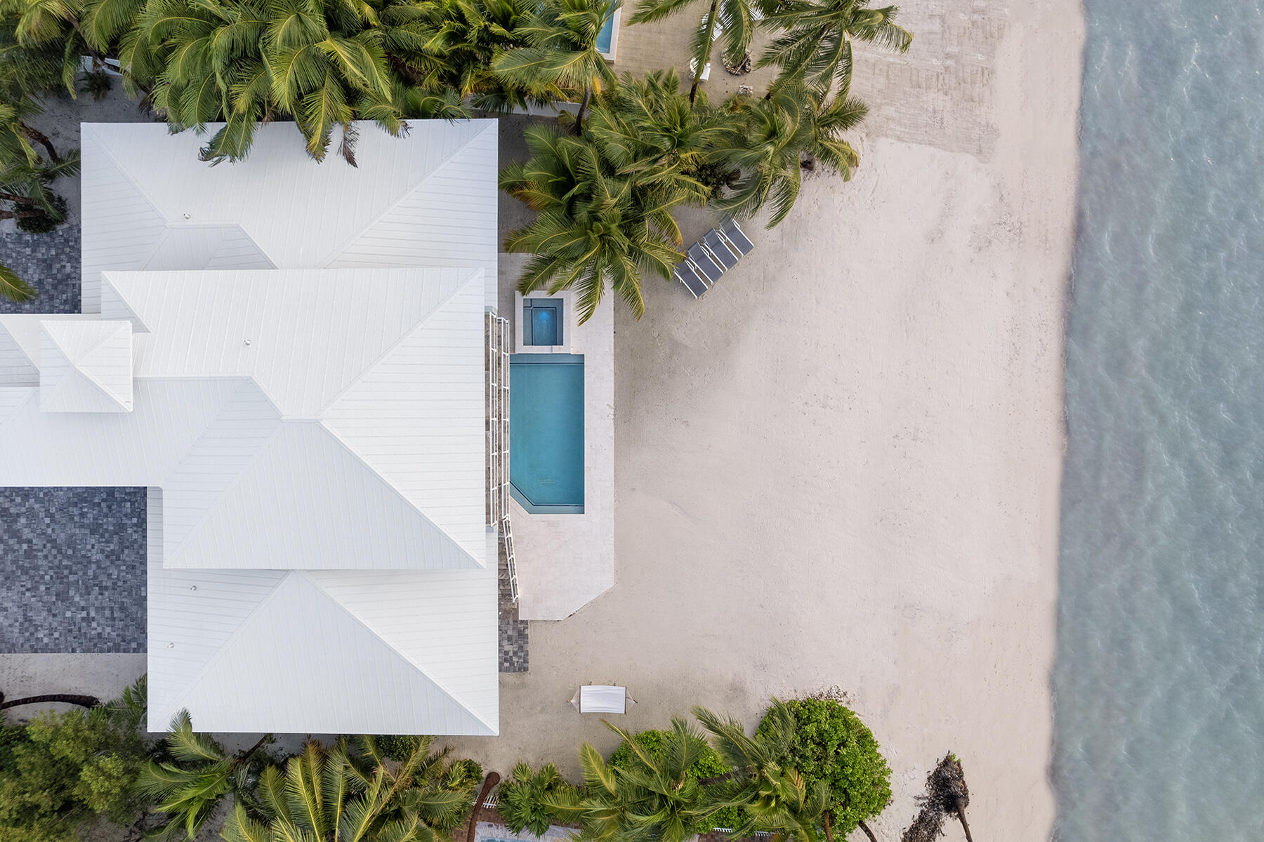 75261 Overseas Highway