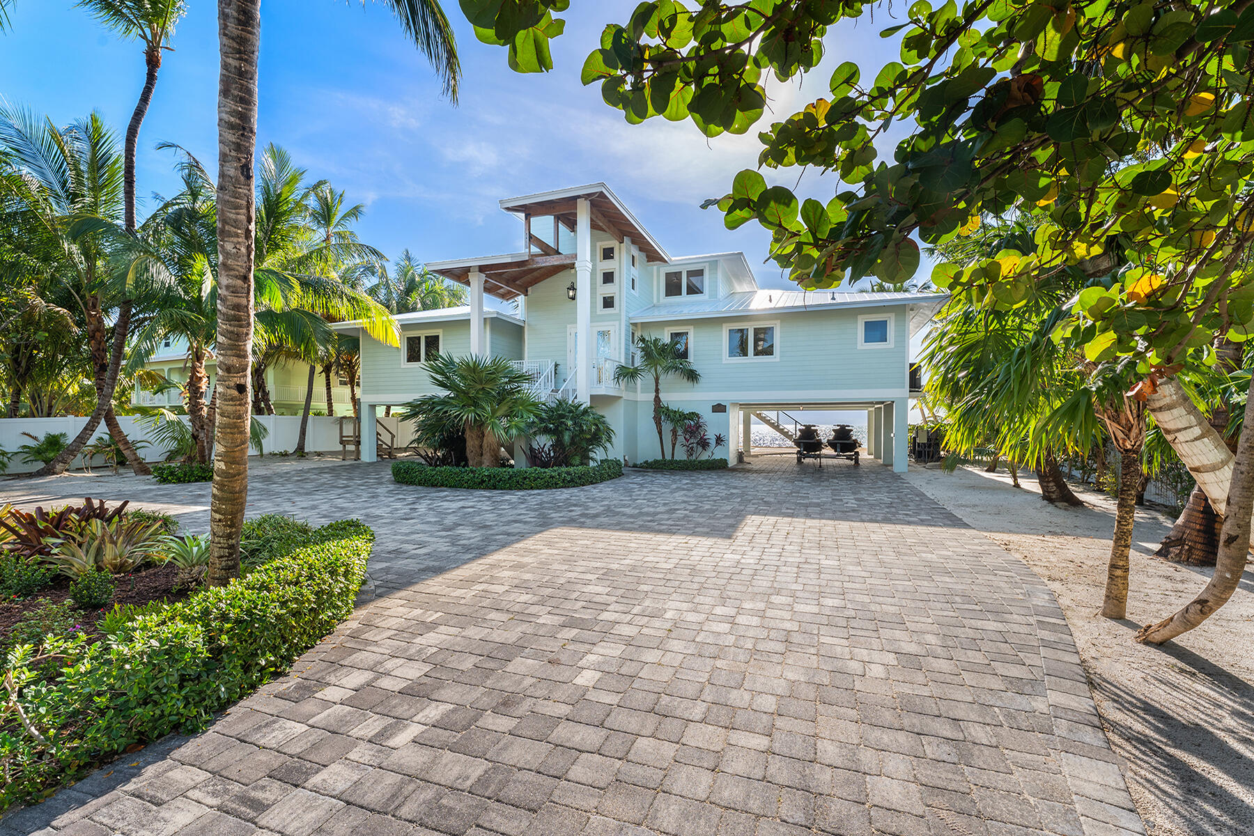 75261 Overseas Highway