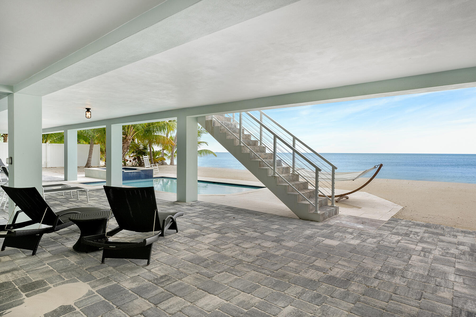 75261 Overseas Highway