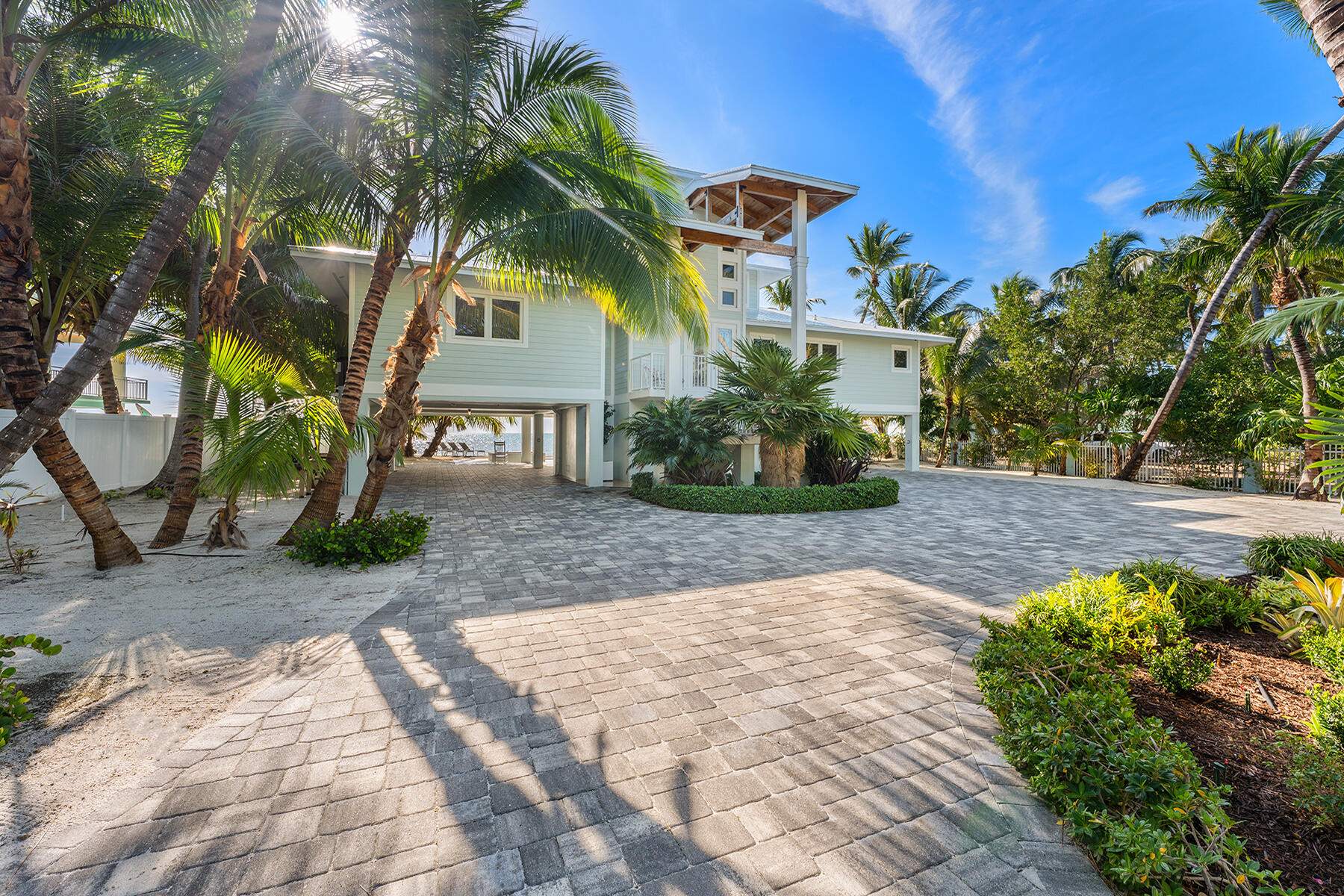 75261 Overseas Highway