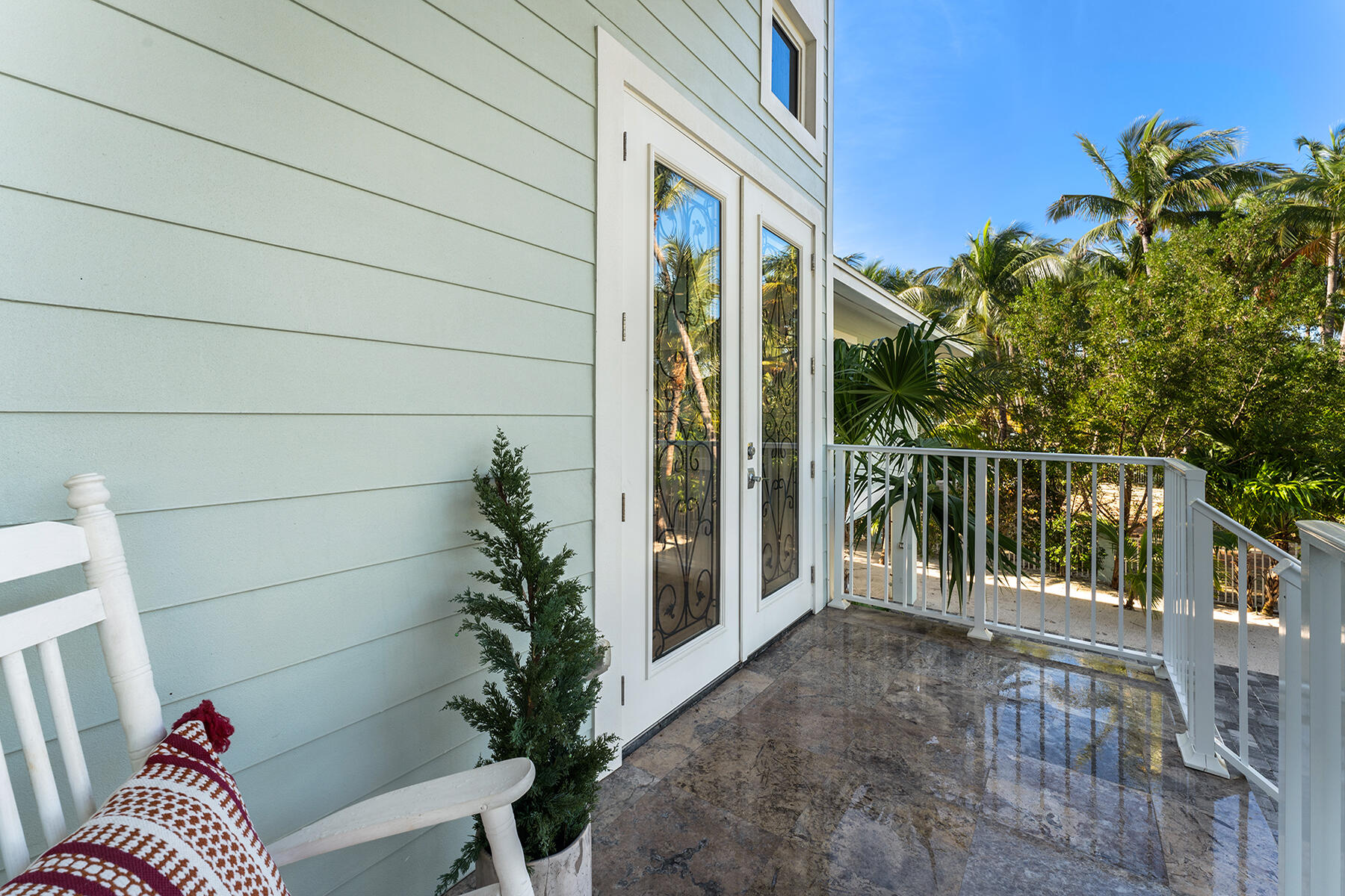 75261 Overseas Highway