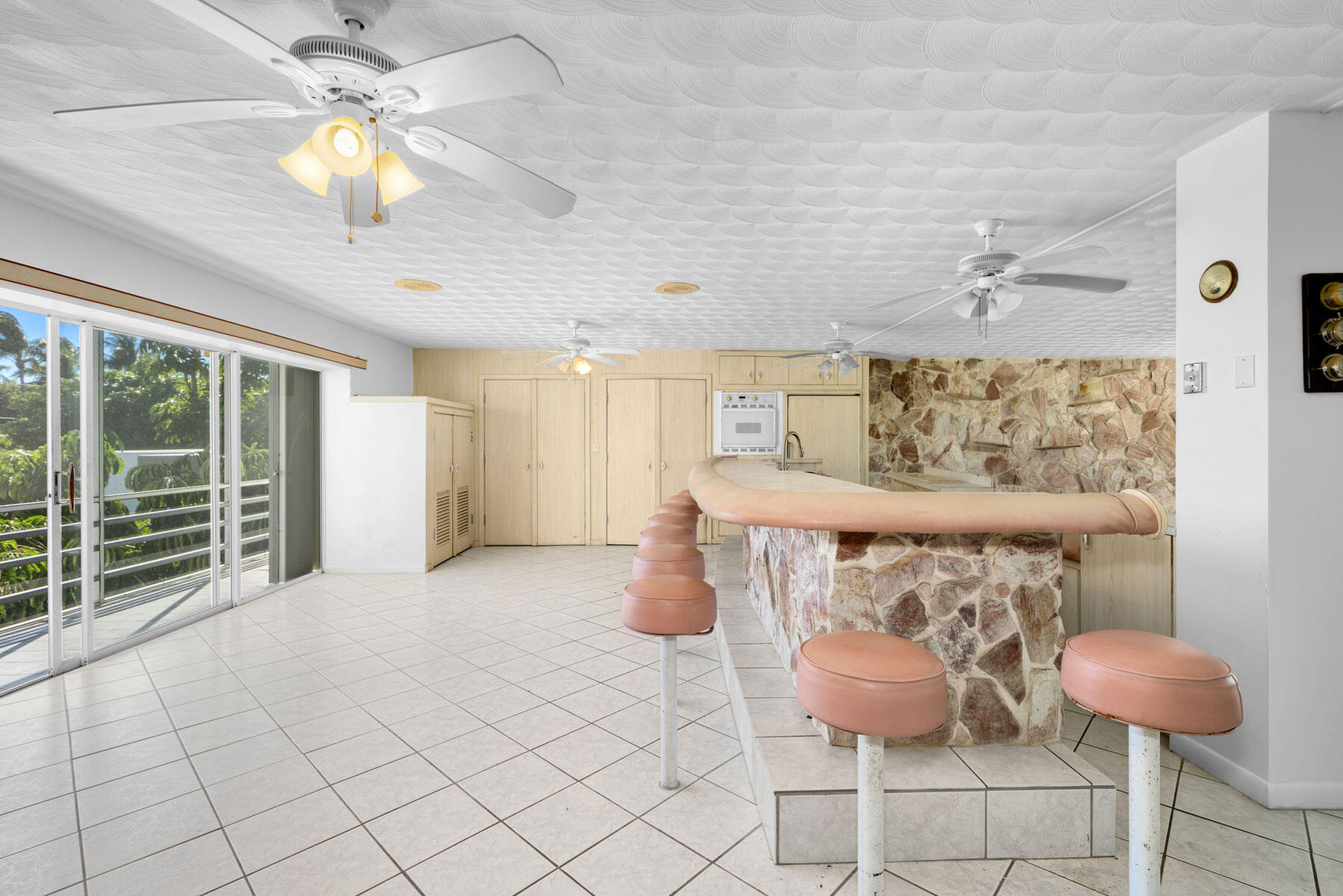 218 Gulfview Drive