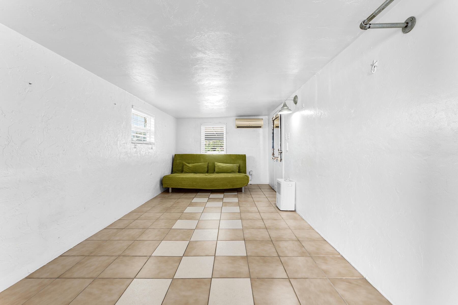 58 Avenue D