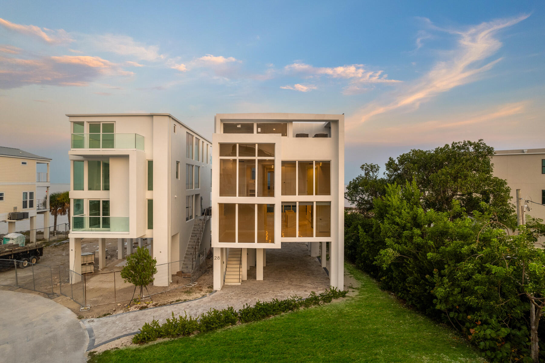 94825 Overseas Highway Unit: 28