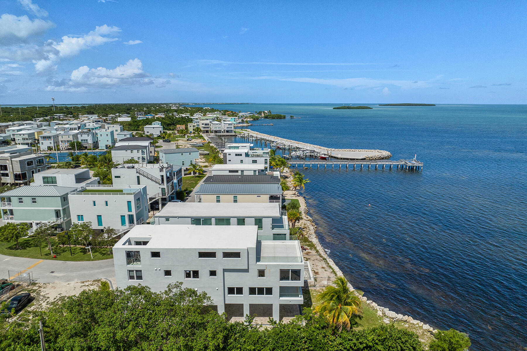 94825 Overseas Highway Unit: 28