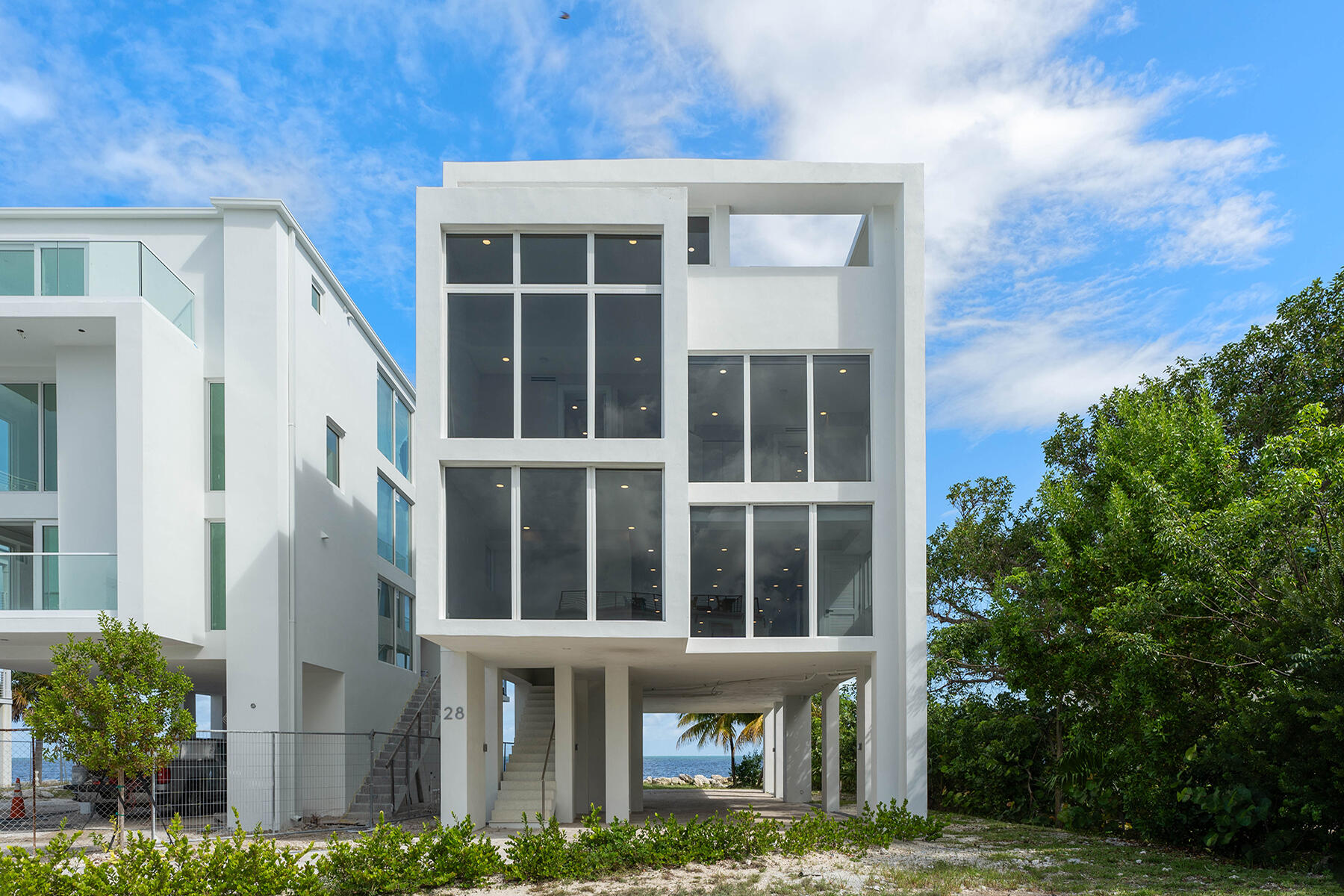 94825 Overseas Highway Unit: 28