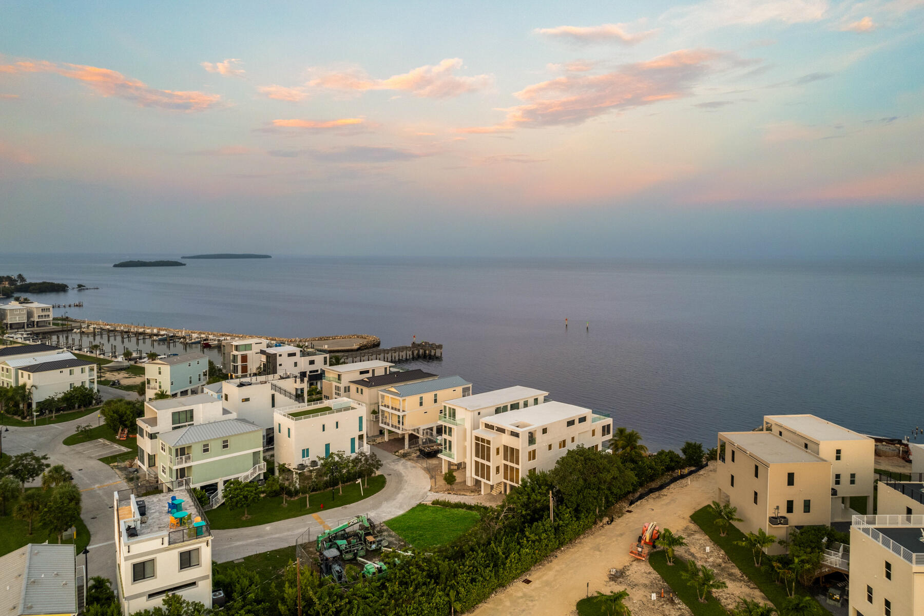 94825 Overseas Highway Unit: 28