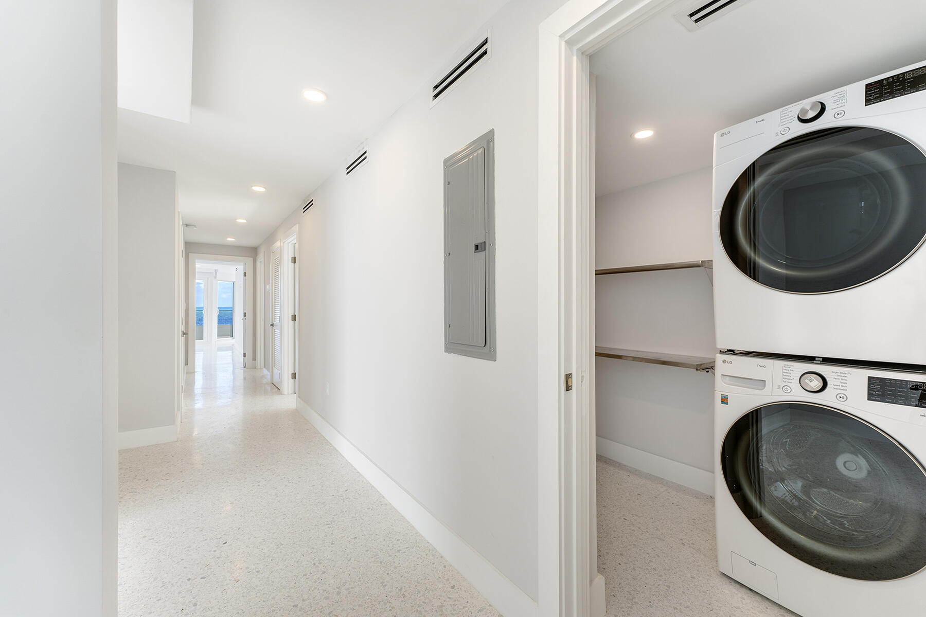 94825 Overseas Highway Unit: 28