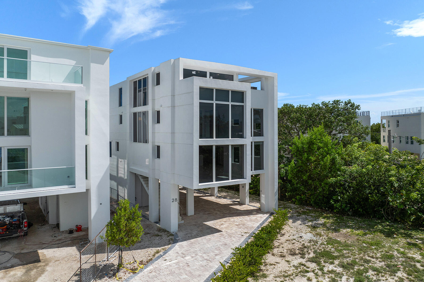 94825 Overseas Highway Unit: 28