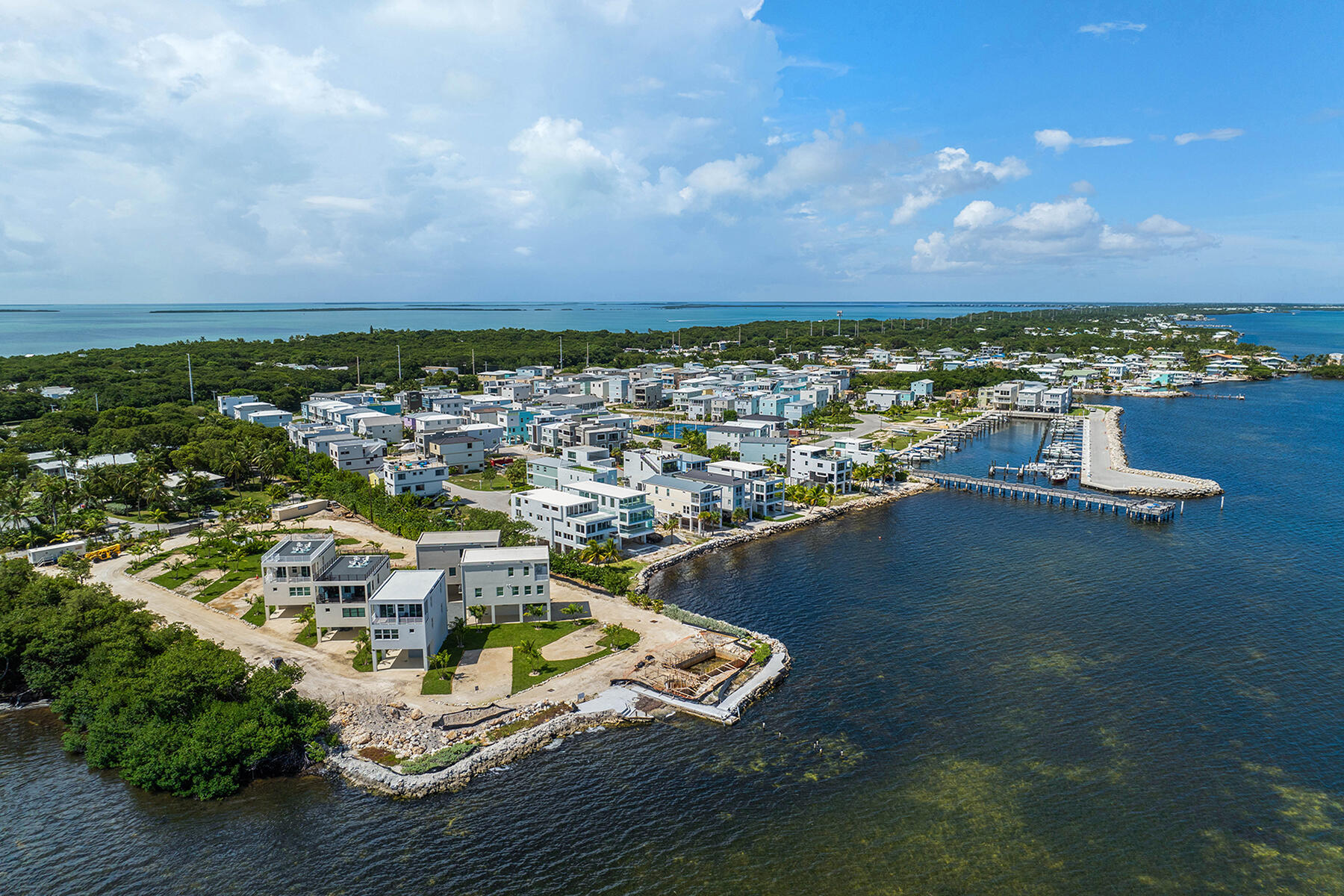 94825 Overseas Highway Unit: 28