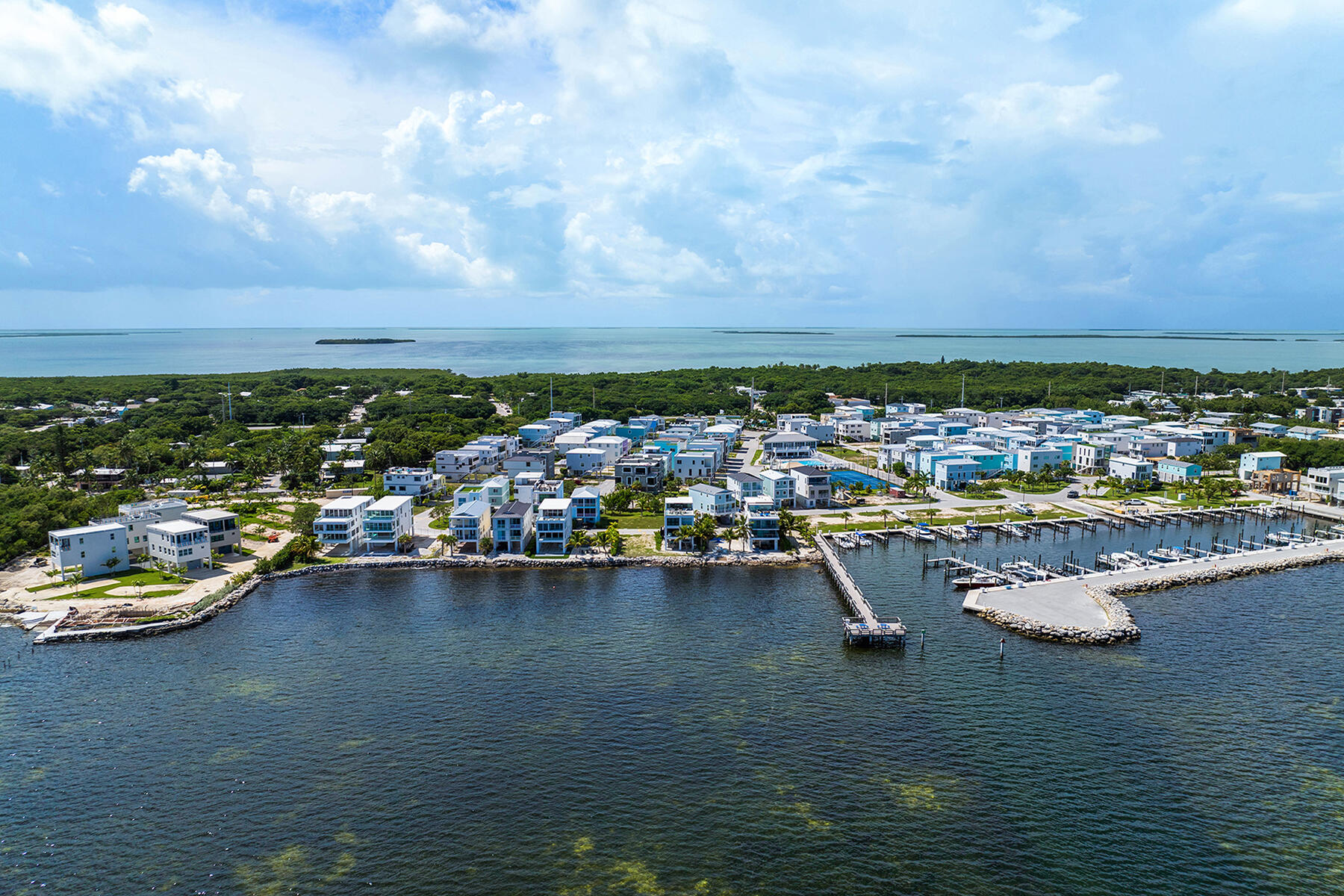 94825 Overseas Highway Unit: 28