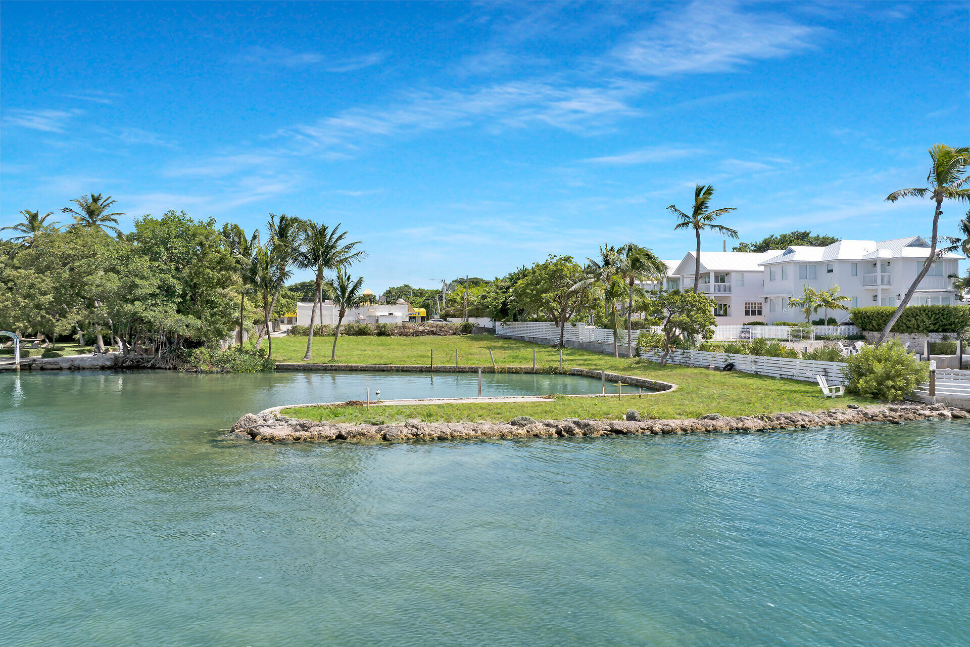 81910 & 81908 Overseas Highway