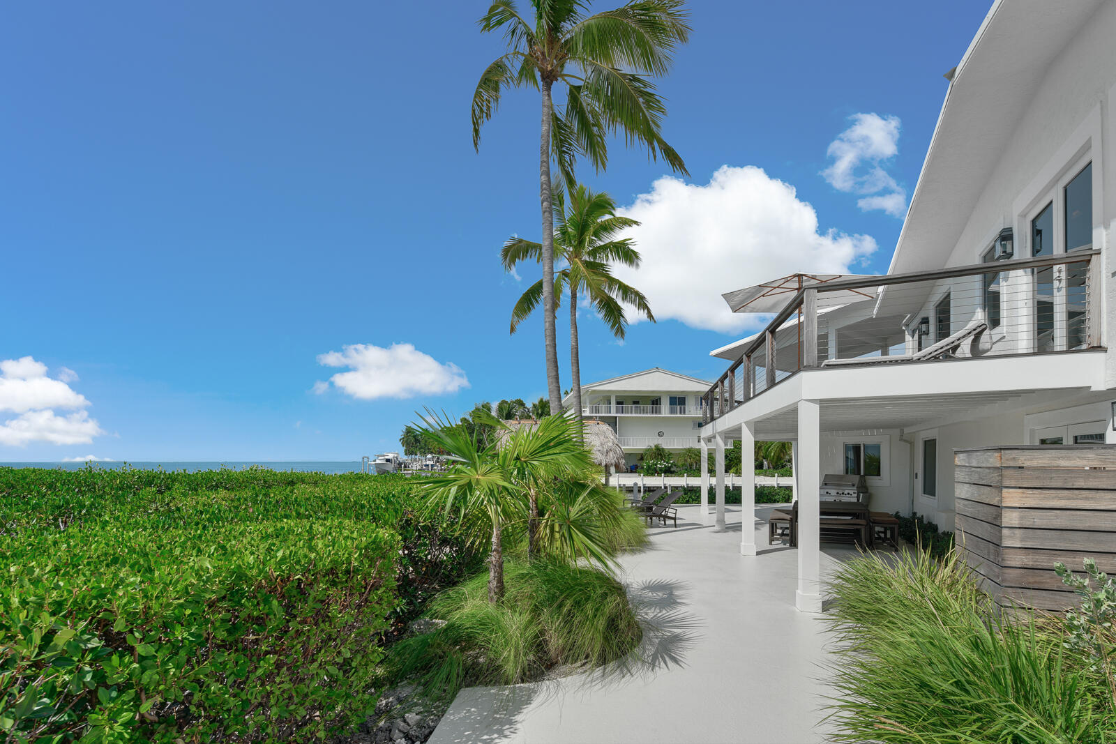 260 Plantation Avenue