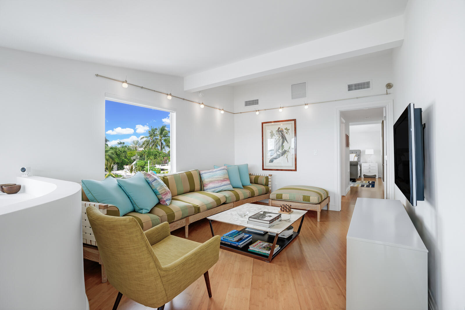 260 Plantation Avenue