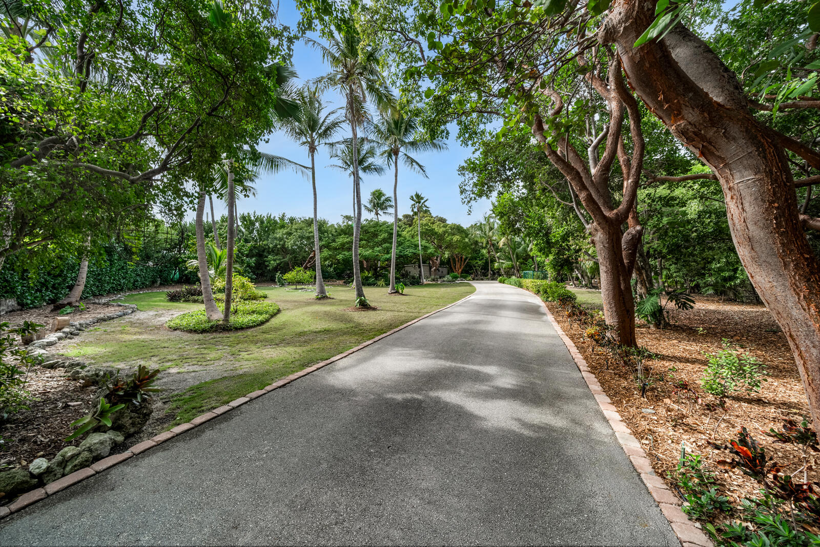 82768 Overseas Highway