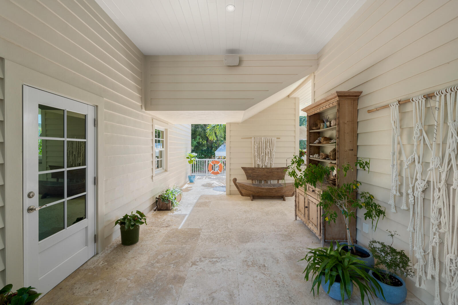 82768 Overseas Highway