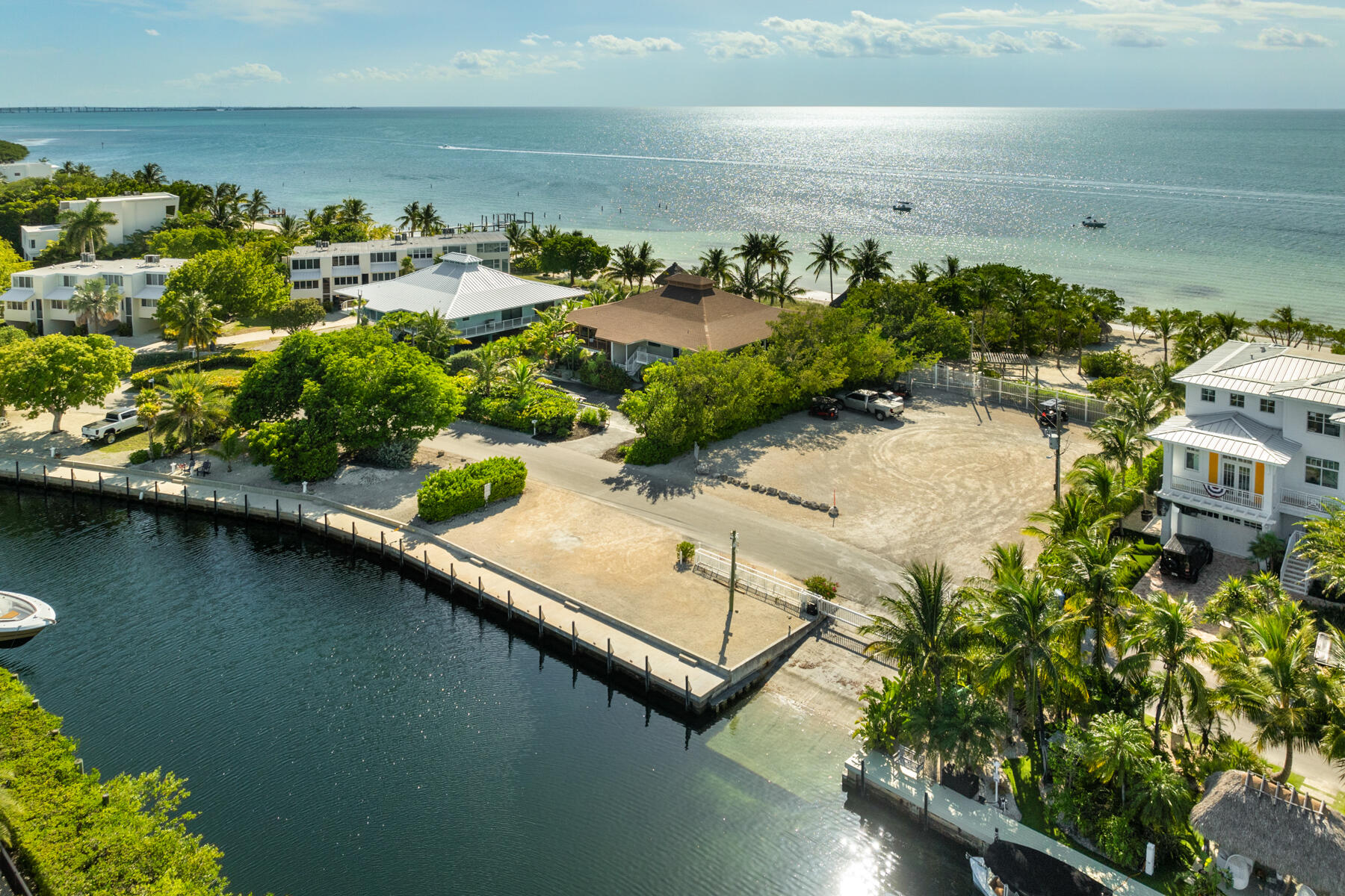 88 W Plaza Del Lago