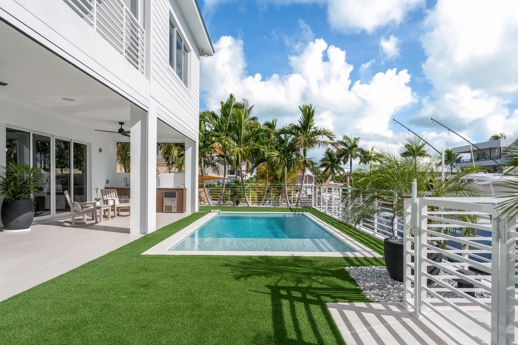 88 W Plaza Del Lago
